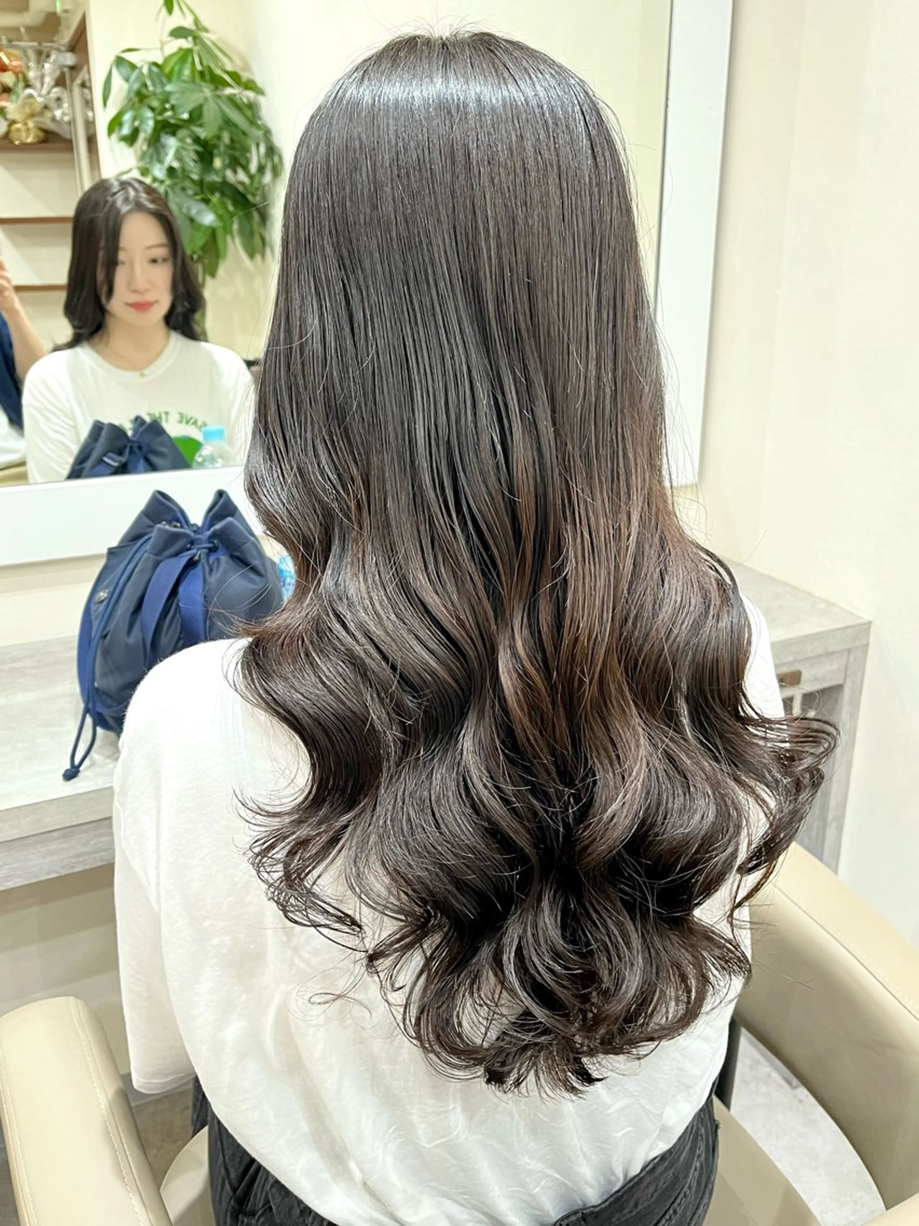 ロング パーマ 波巻きウェーブ 韓国風パーマ 纐纈のヘアスタイル