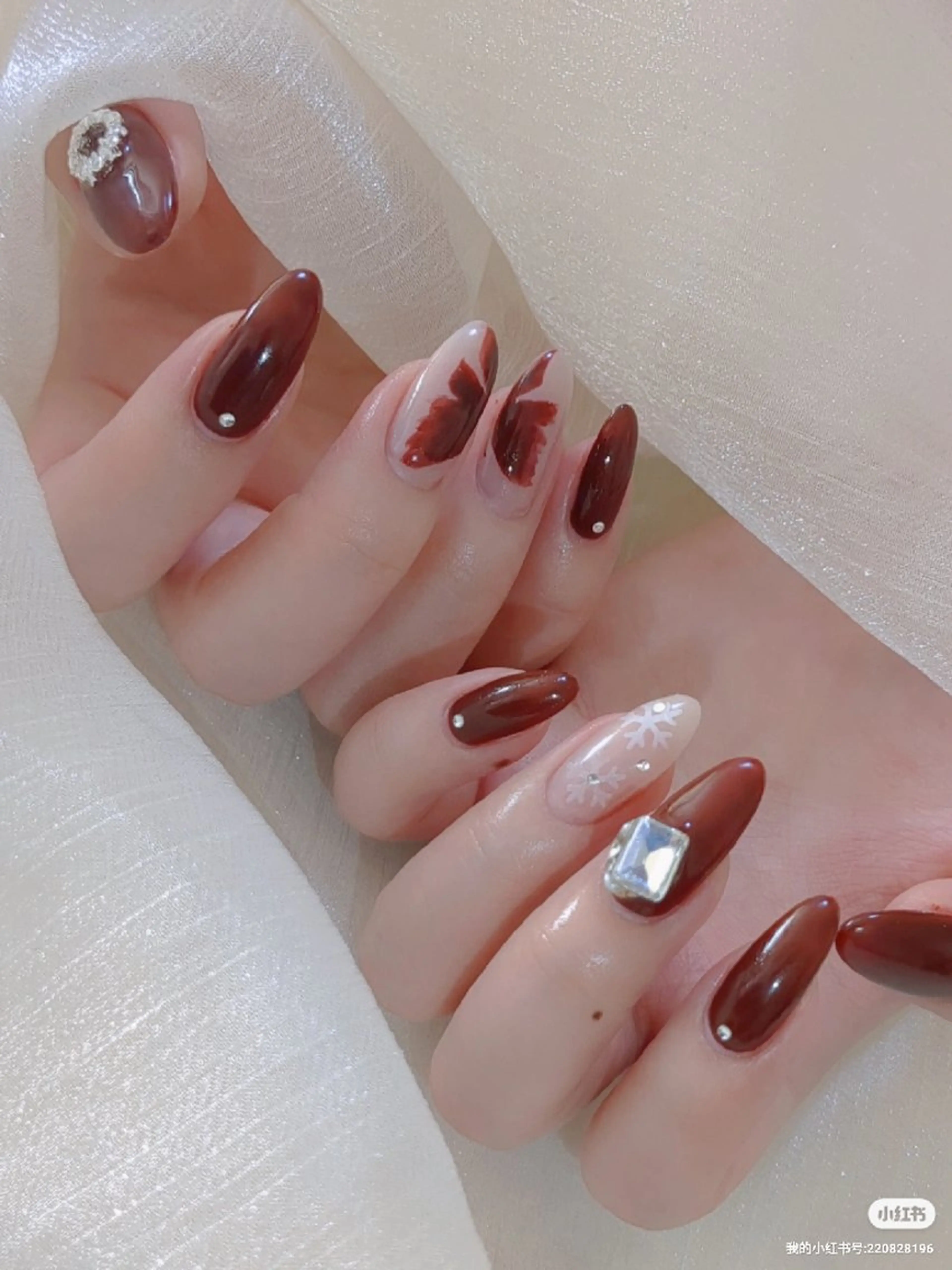 ネイル ハンドネイル 横浜市中区曙町 E·U·Bネイルのネイルデザイン