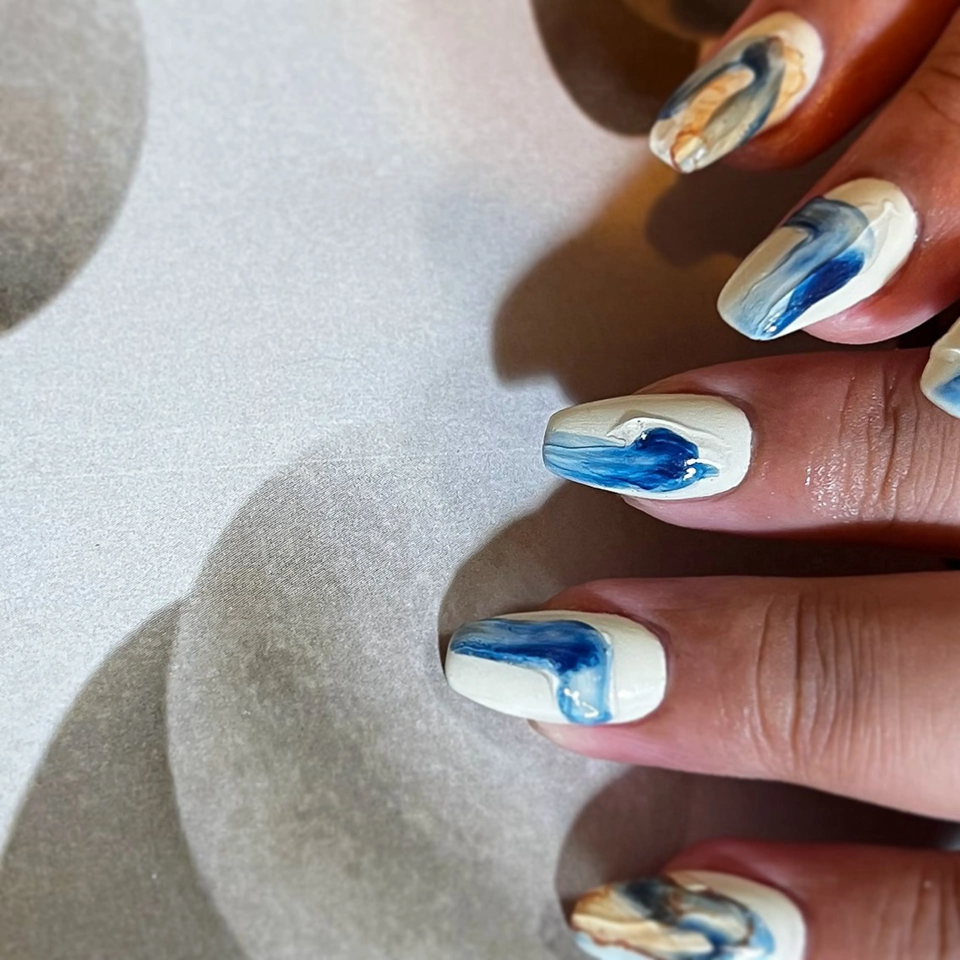 ネイル ニュアンスネイル オレンジ 冬ネイル ハンドネイル pointillé .ayaのネイルデザイン