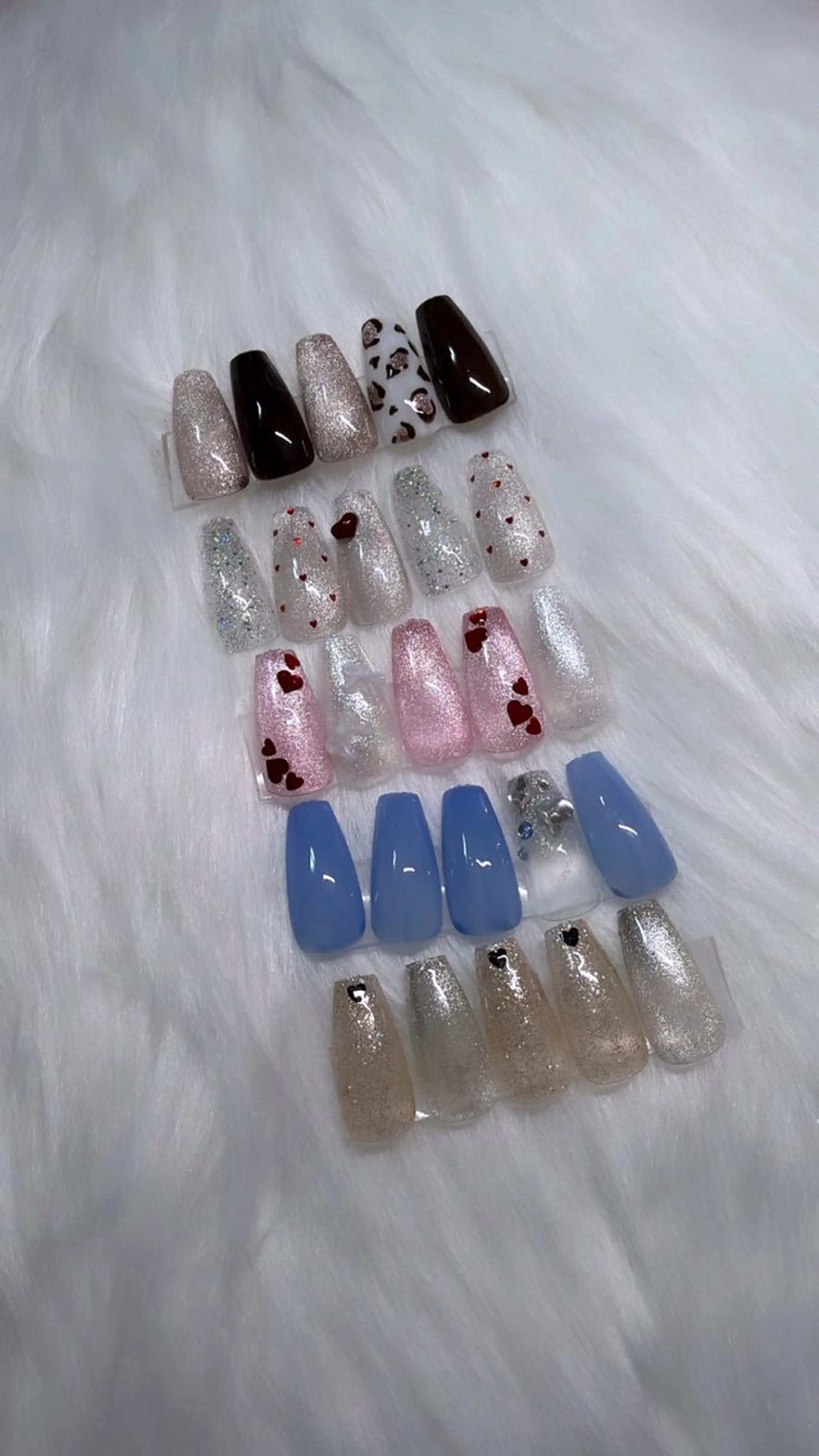 ネイル Lottynail 🎀HIMENAのネイルデザイン