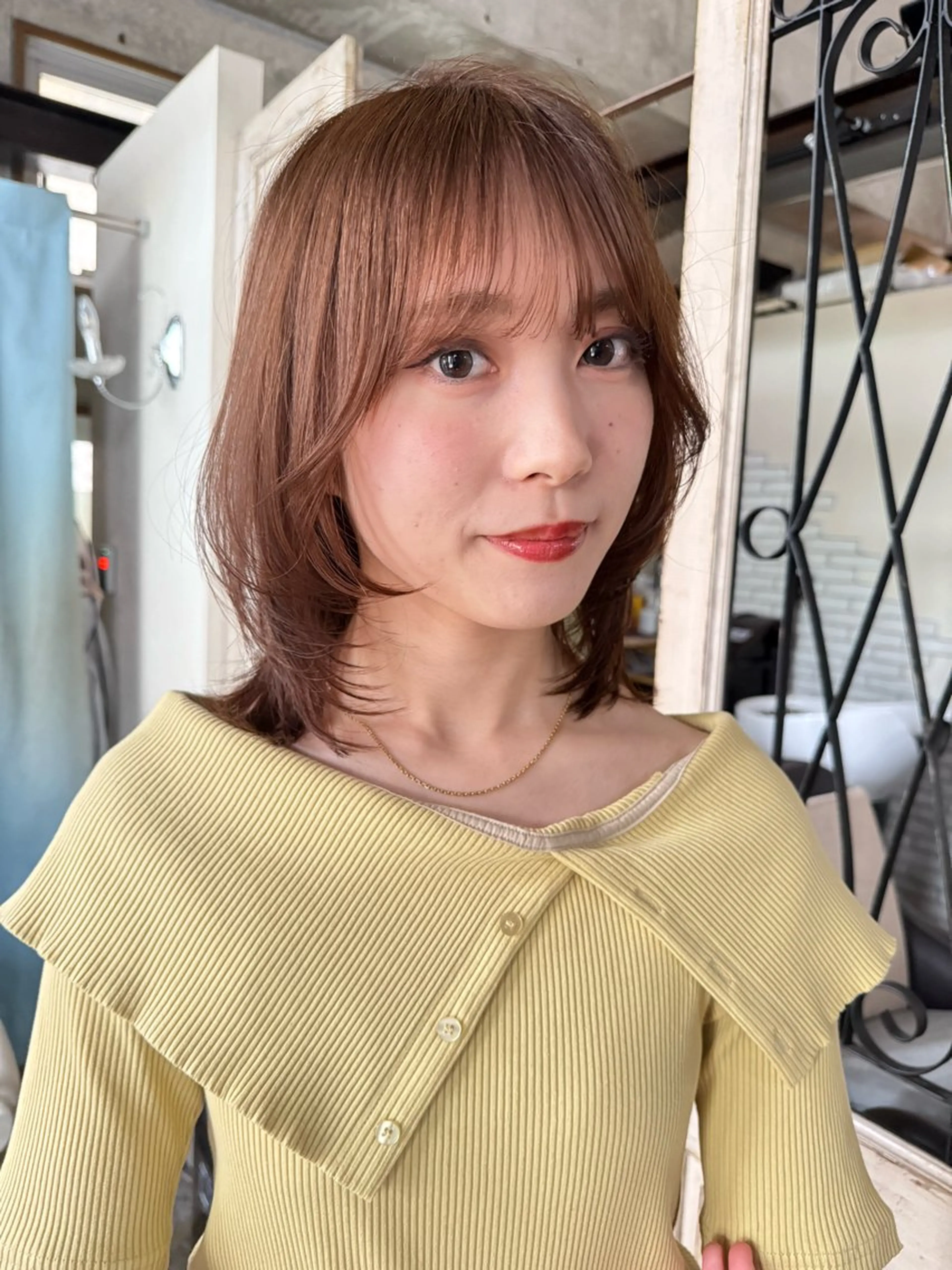 ミディアム カラー カット トリートメント 及川 光のヘアスタイル