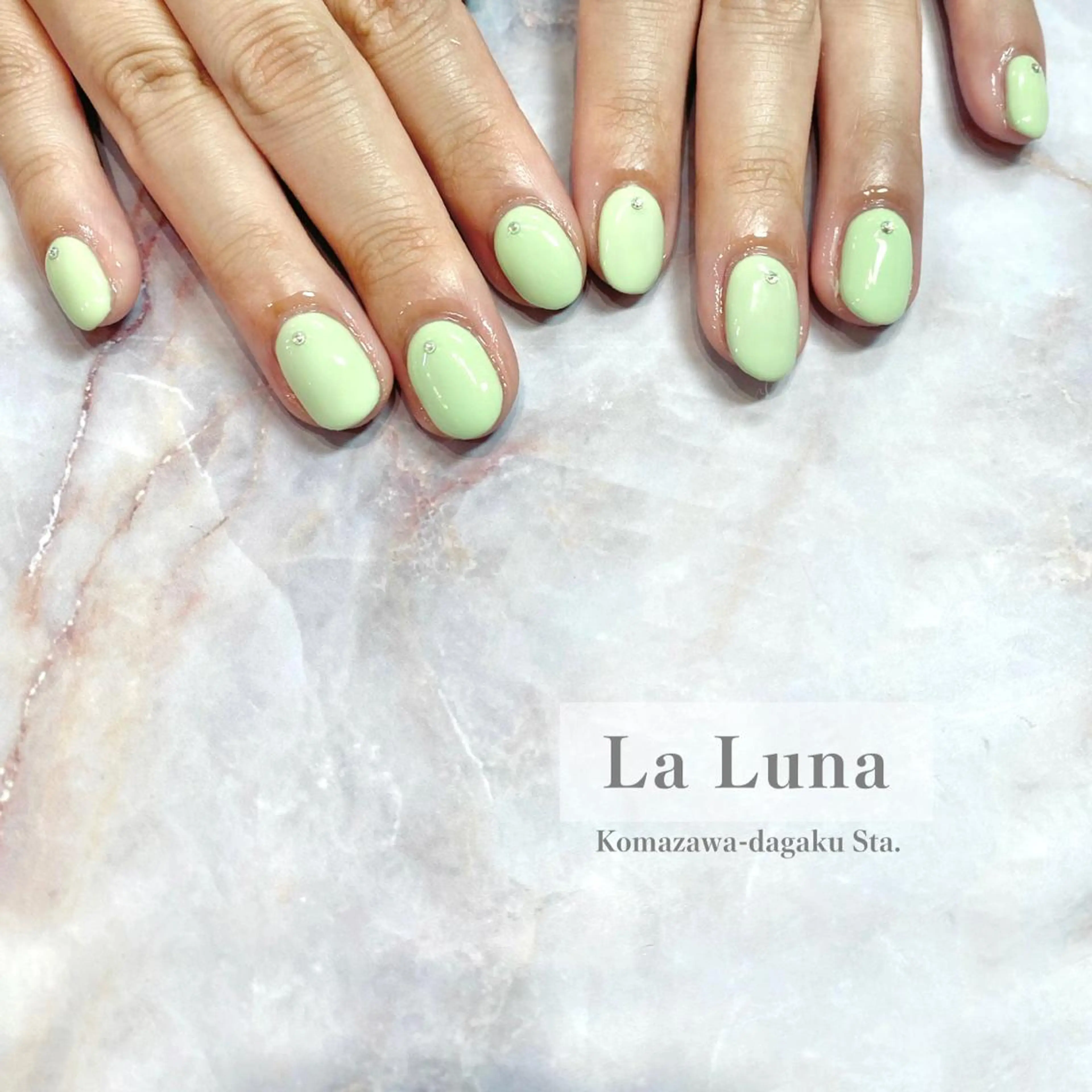 ネイル ＬａＬｕｎａ🌙 Natsukiのネイルデザイン