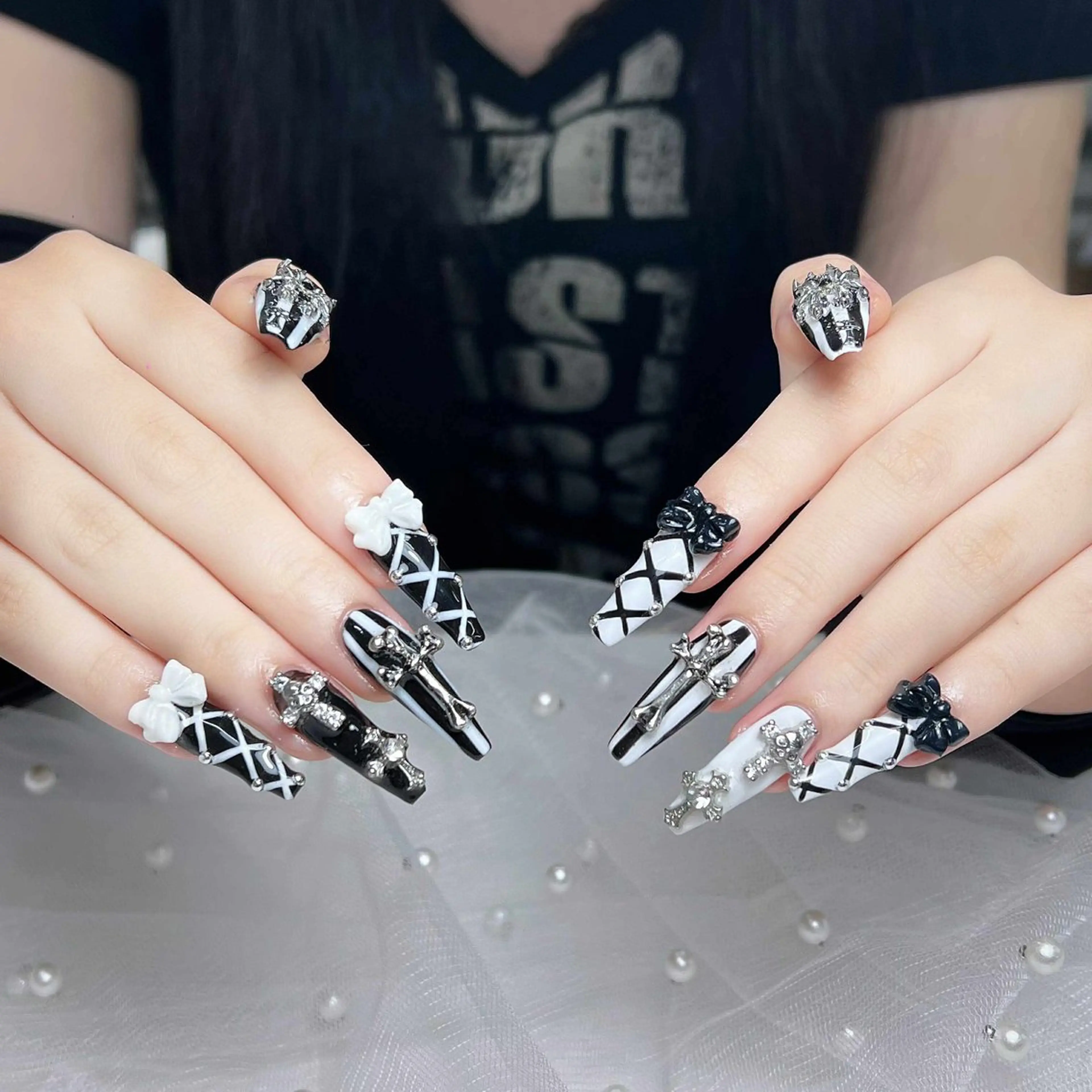 ネイル ハンドネイル ハンドケア Nova Nail Nambaのネイルデザイン