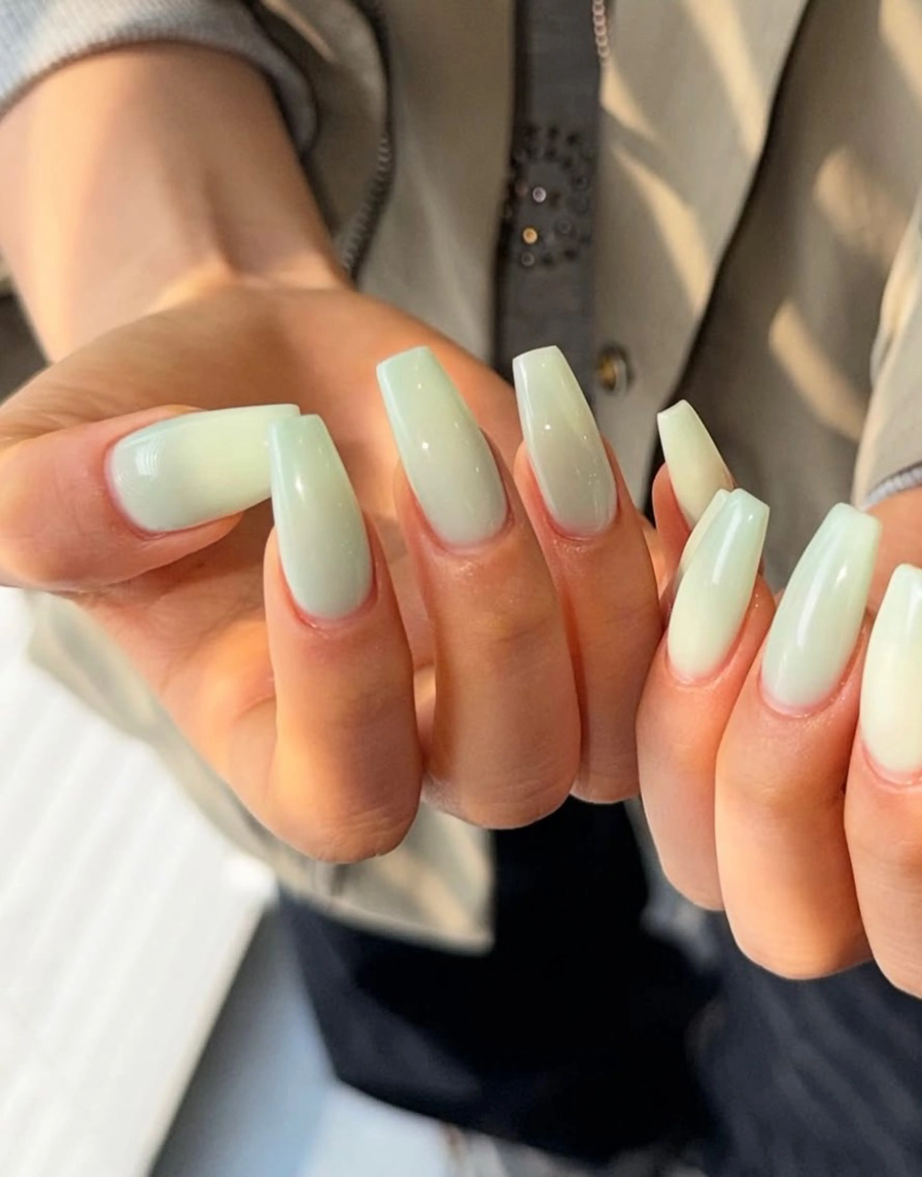 ネイル フレンチネイル ジェルネイル マグネットネイル 持ち込み ニュアンスネイル ハンドネイル NiJi Nailsのネイルデザイン