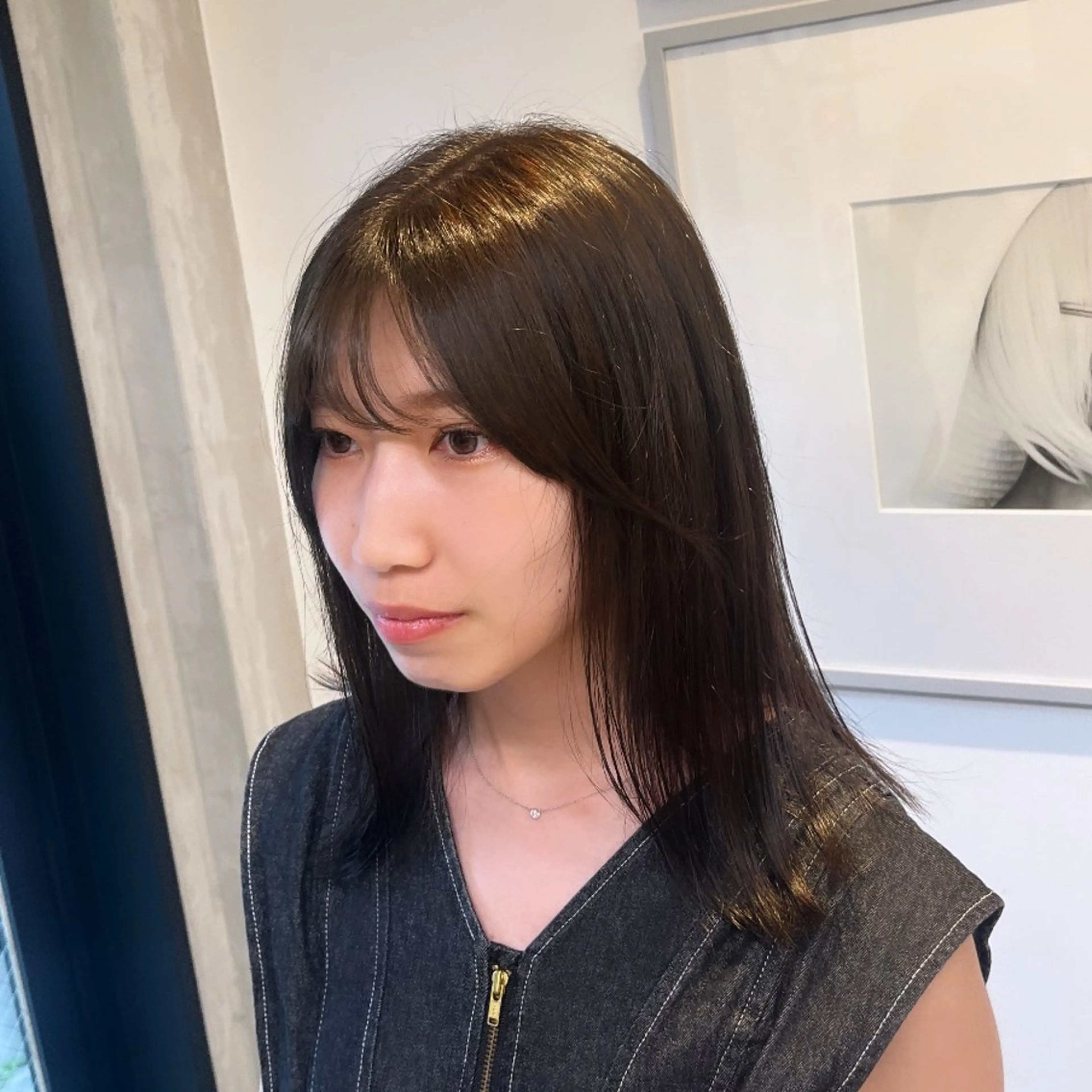 ミディアム カラー ブラウンカラー 透明感カラー ココアブラウン ココアグレージュ グレージュ ヘアカラー トリートメント ヘッドスパ ヘアセット カジュアルを女っぽく 𝗮𝘆𝗮𝗰𝗼のヘアスタイル