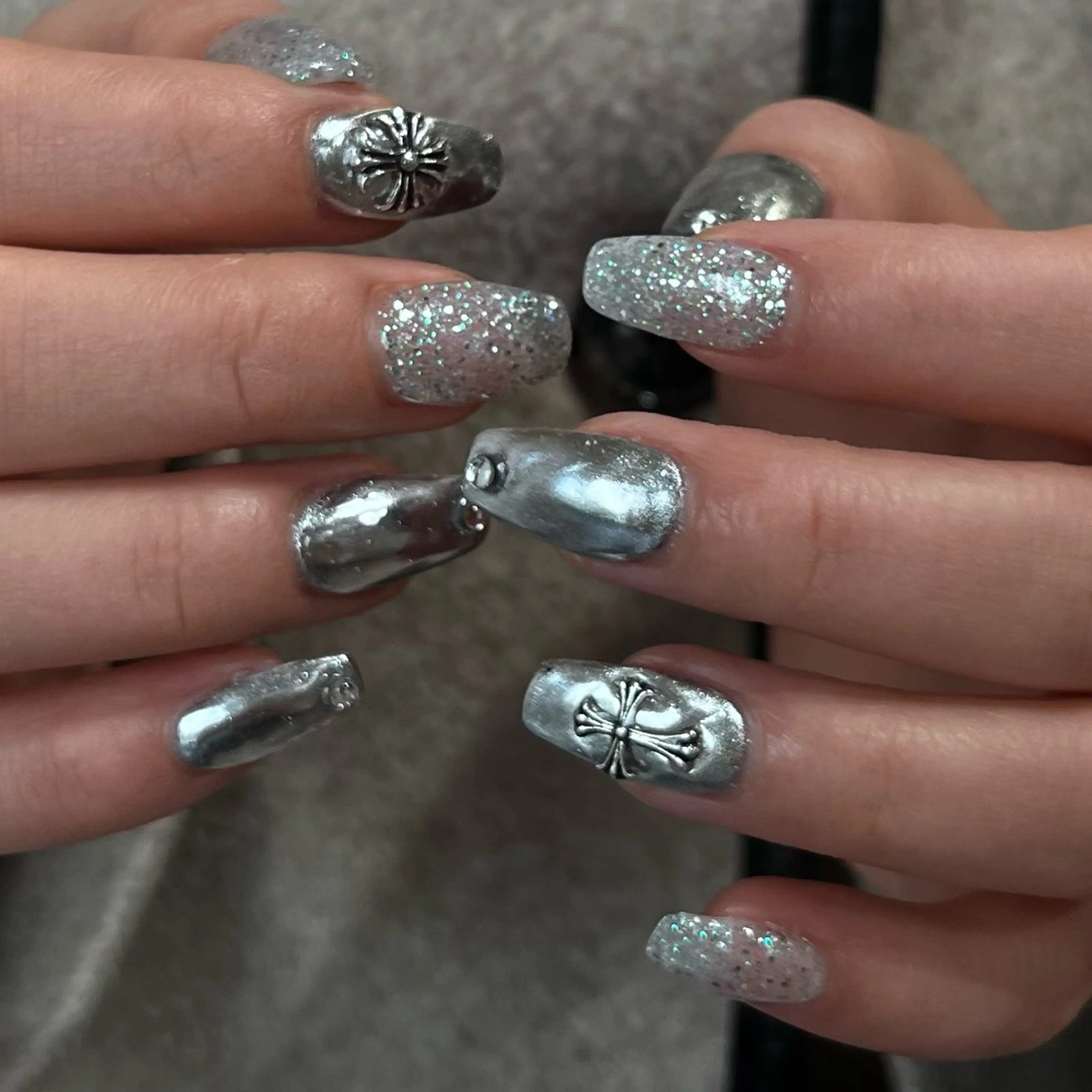 ネイル ハンドネイル 🩶レイナ🩶 color/nailのヘアスタイル