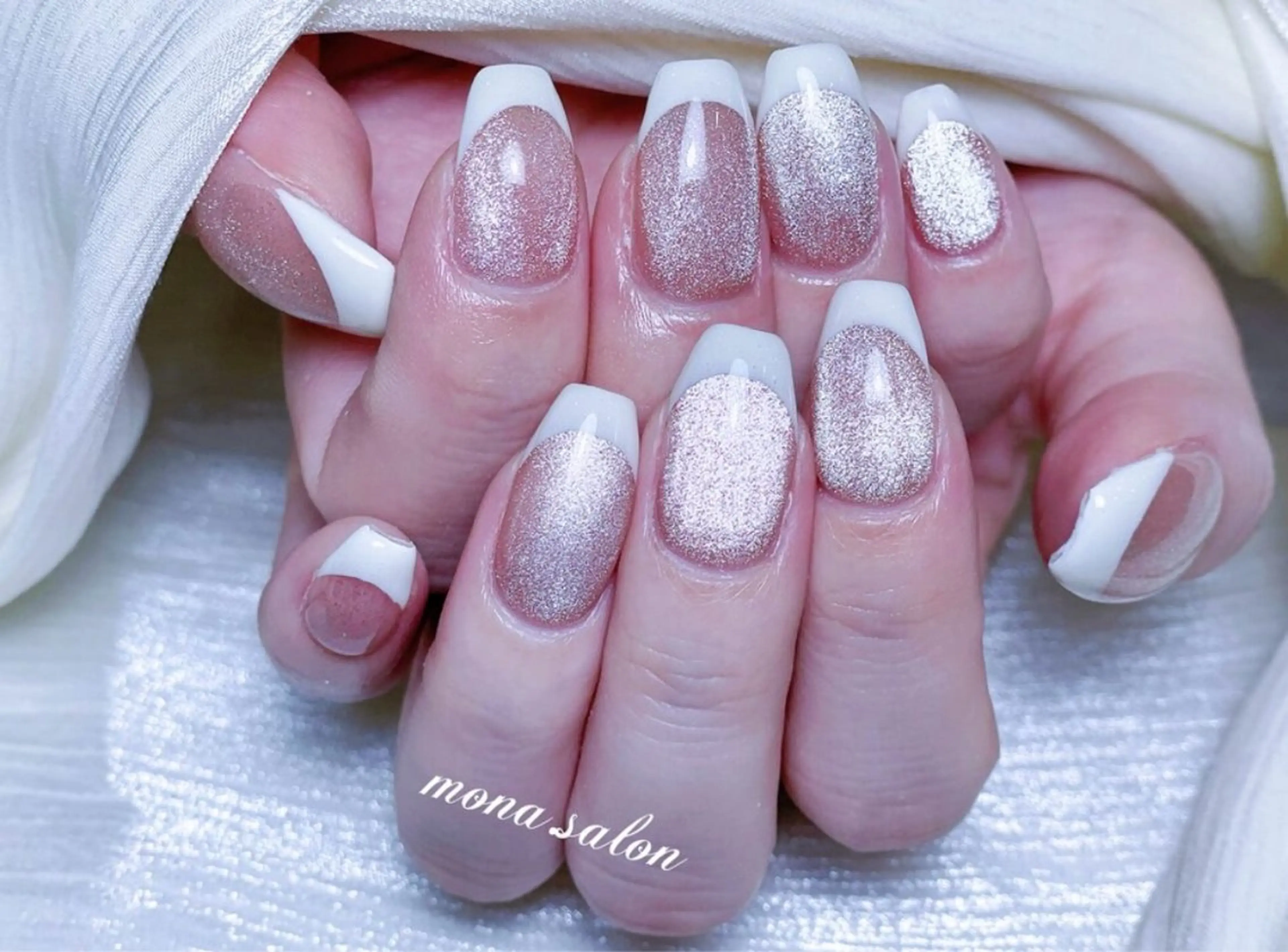 ネイル モナ& あきのネイルデザイン