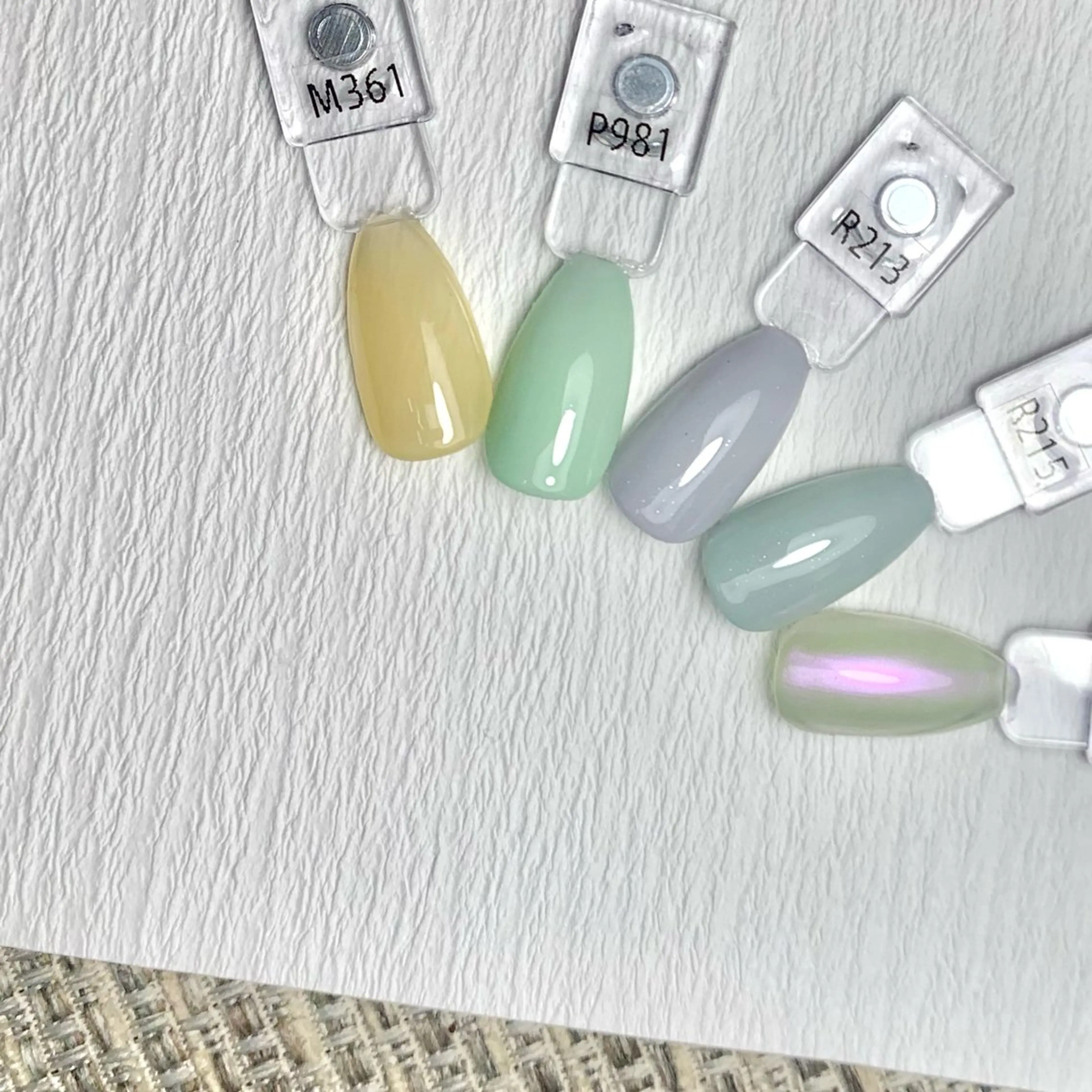 ネイル オフィスネイル ワンカラーネイル ショートネイル シンプルネイル 春ネイル ハンドネイル 💌TO:ME トゥーミーネイル🌿のネイルデザイン