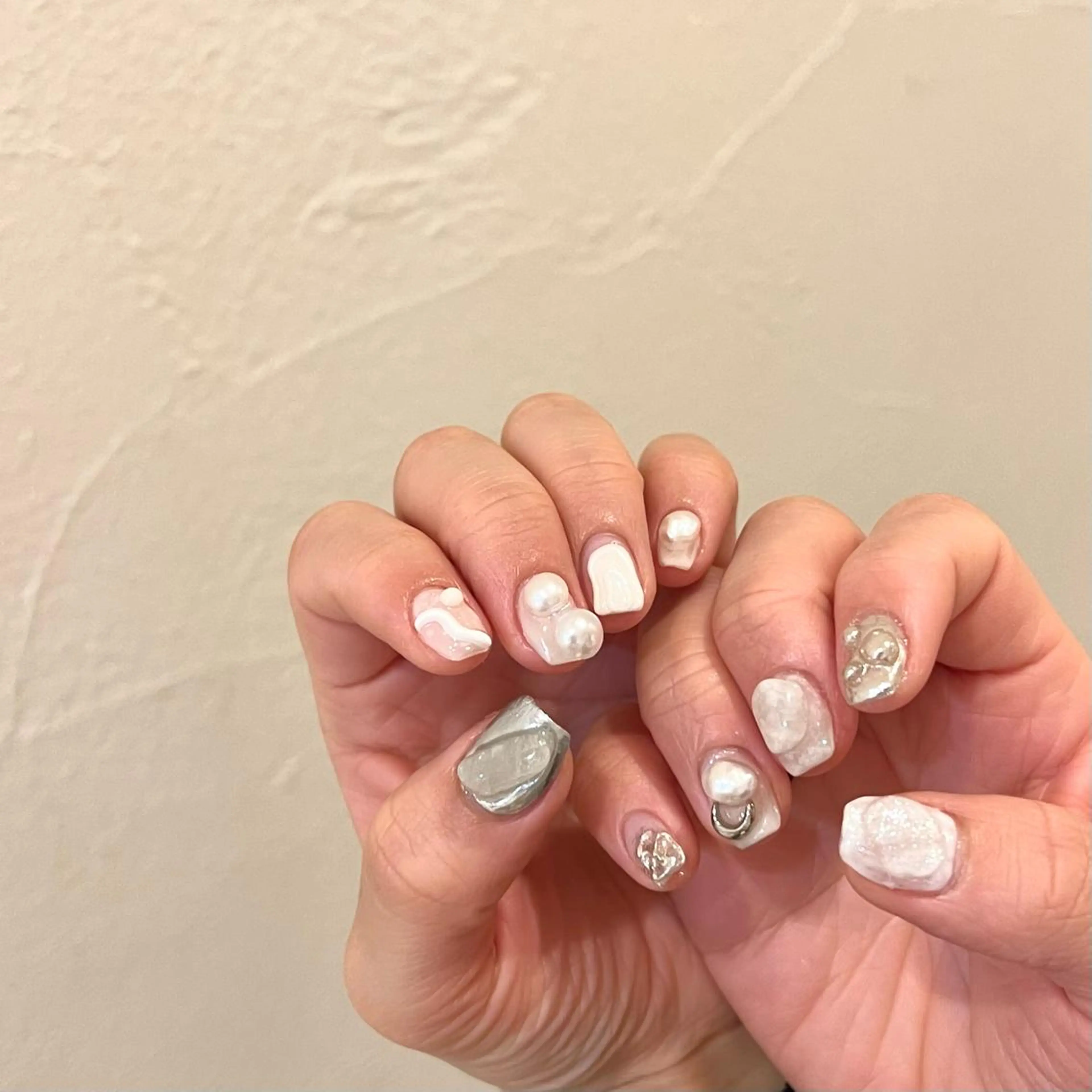 ネイル ハンドネイル 新井 ひなののネイルデザイン