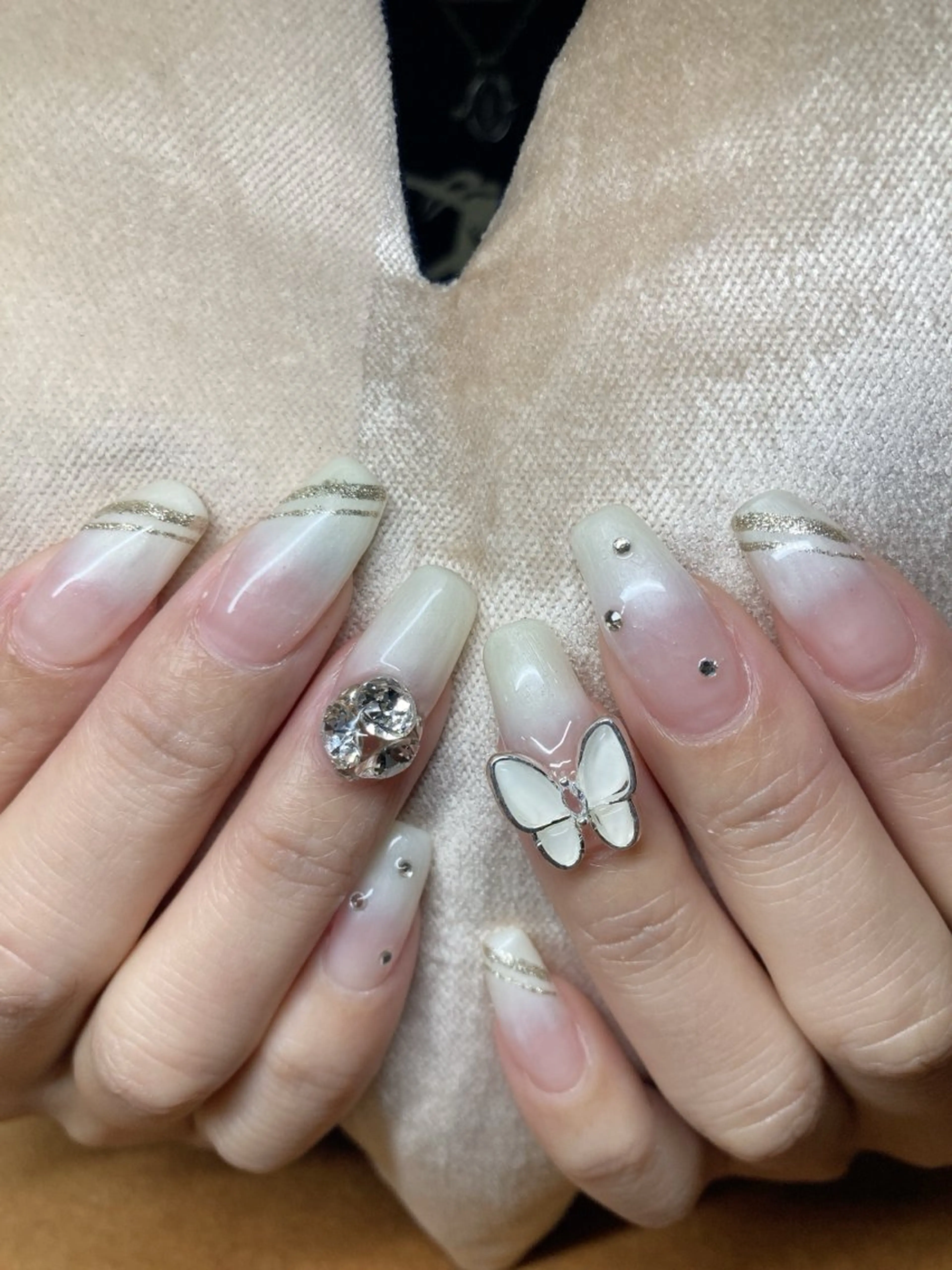 ネイル 寺山 千鶴のネイルデザイン