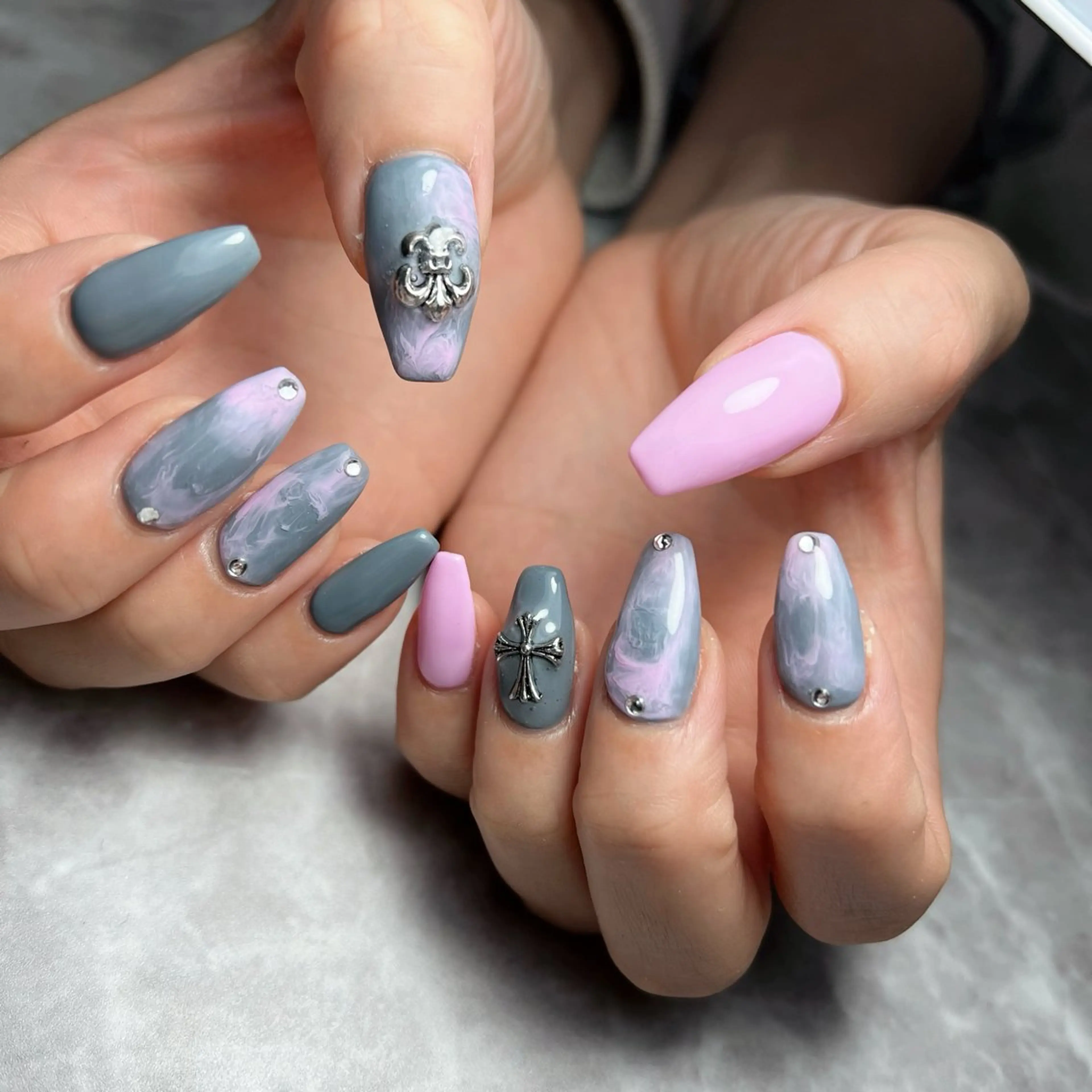 ネイル ハンドネイル Dia Nail AKIのネイルデザイン