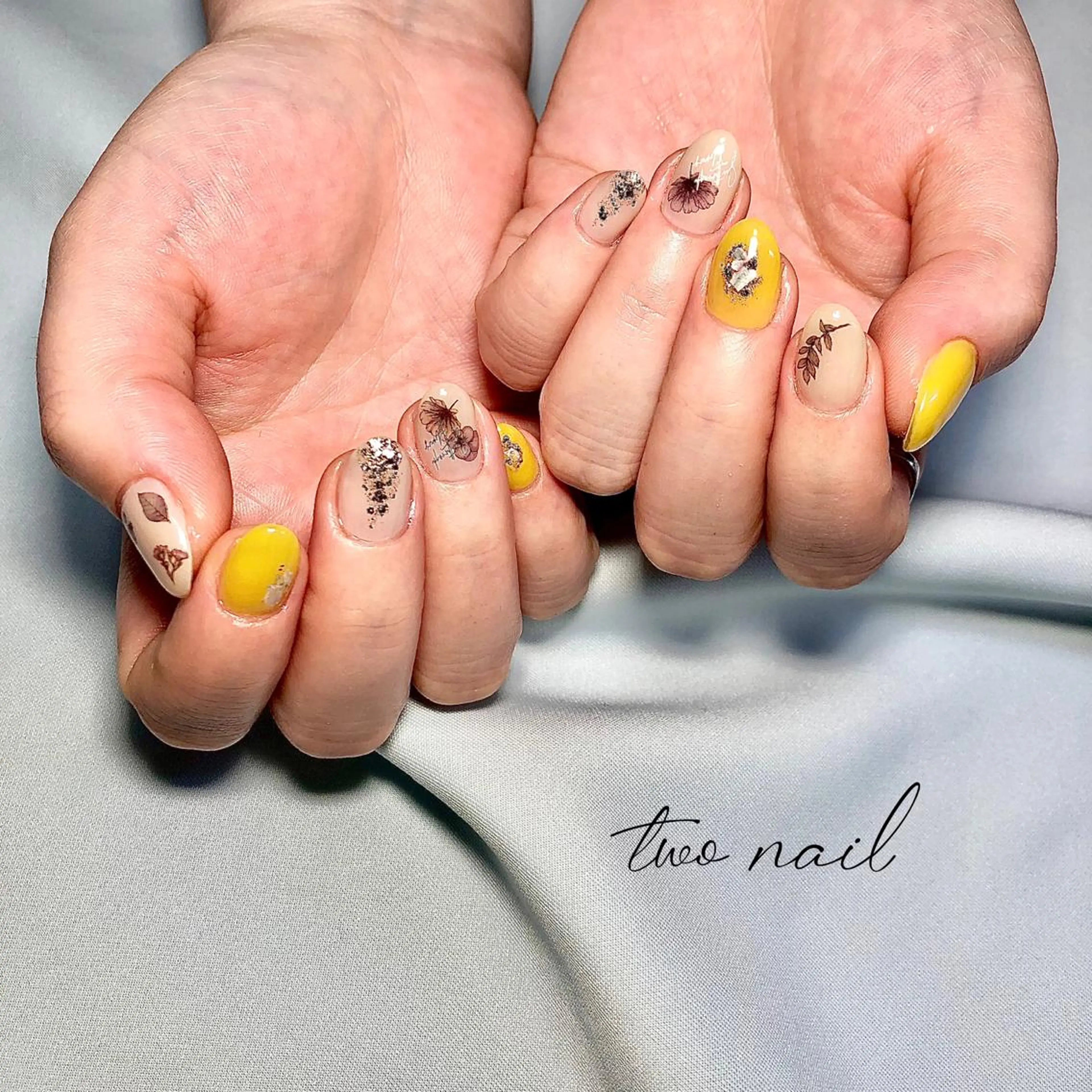 ネイル アートネイル フットネイル ハート ニュアンスネイル ホワイト two nailのネイルデザイン