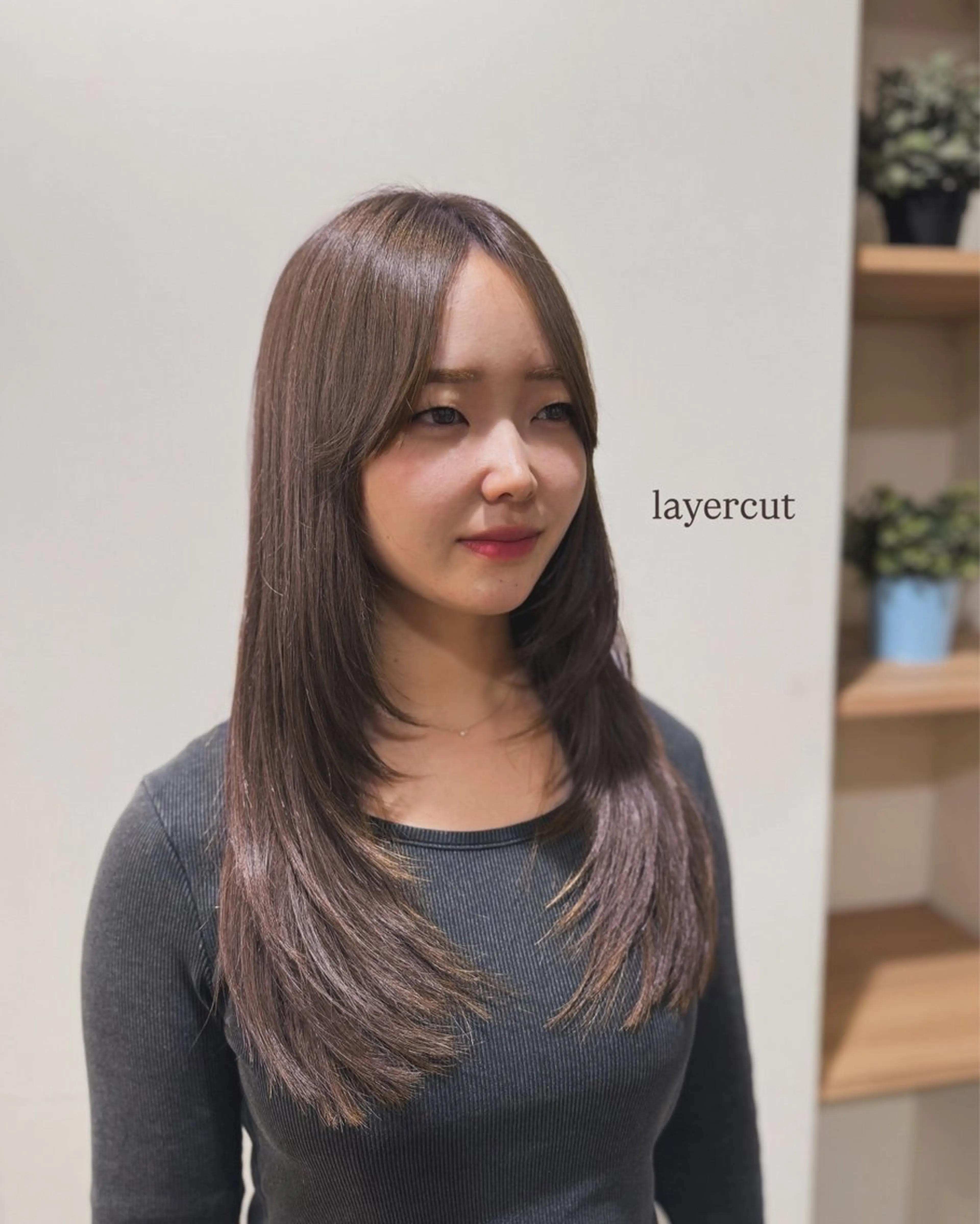 セミロング レイヤーカット 🦄心でカット🦄 🌈まさきうらん🌈のヘアスタイル