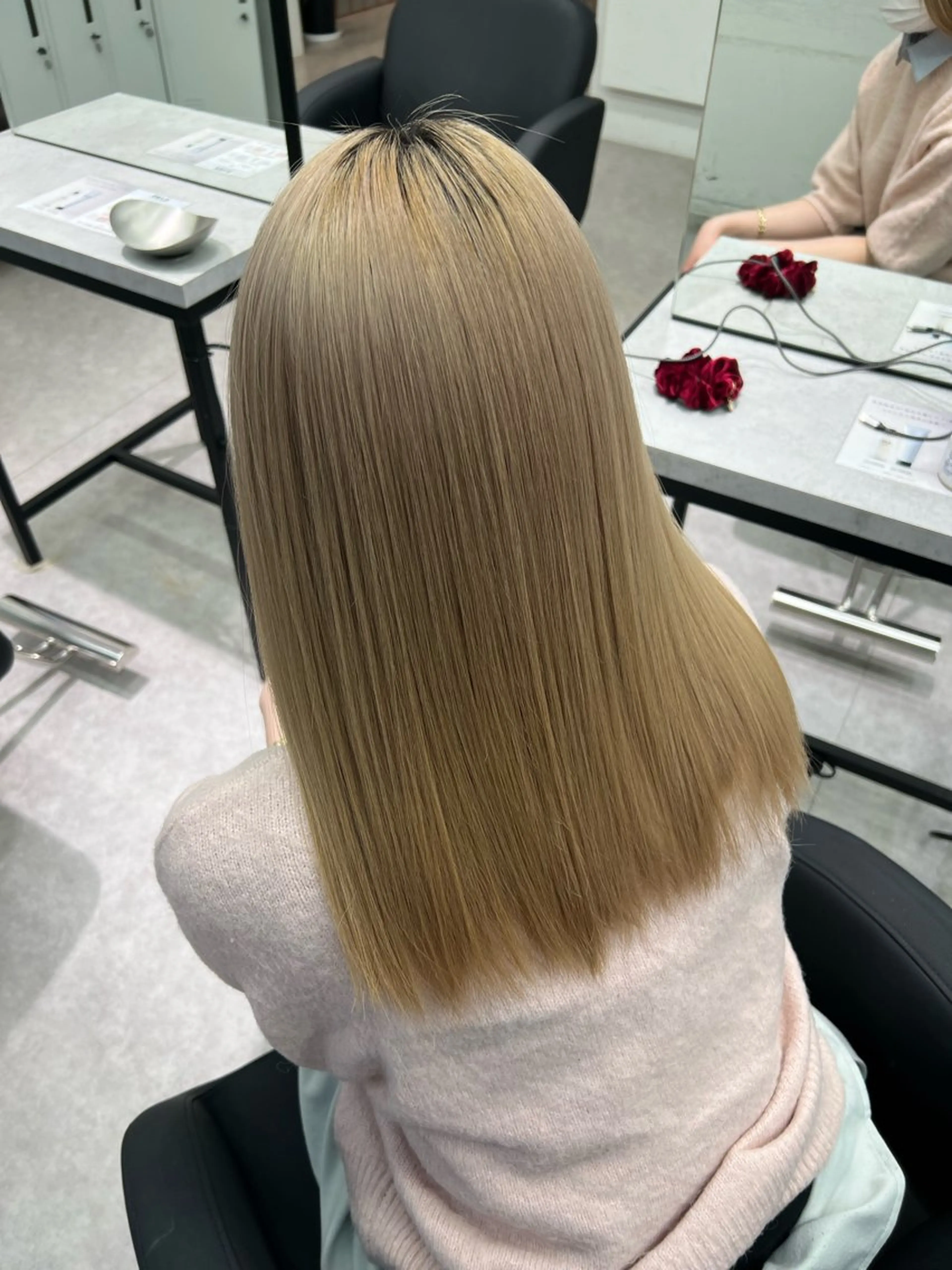 セミロング カラー トリートメント ヘアカラー 透明感ハイトーン🐩 原宿/yumekaのヘアスタイル