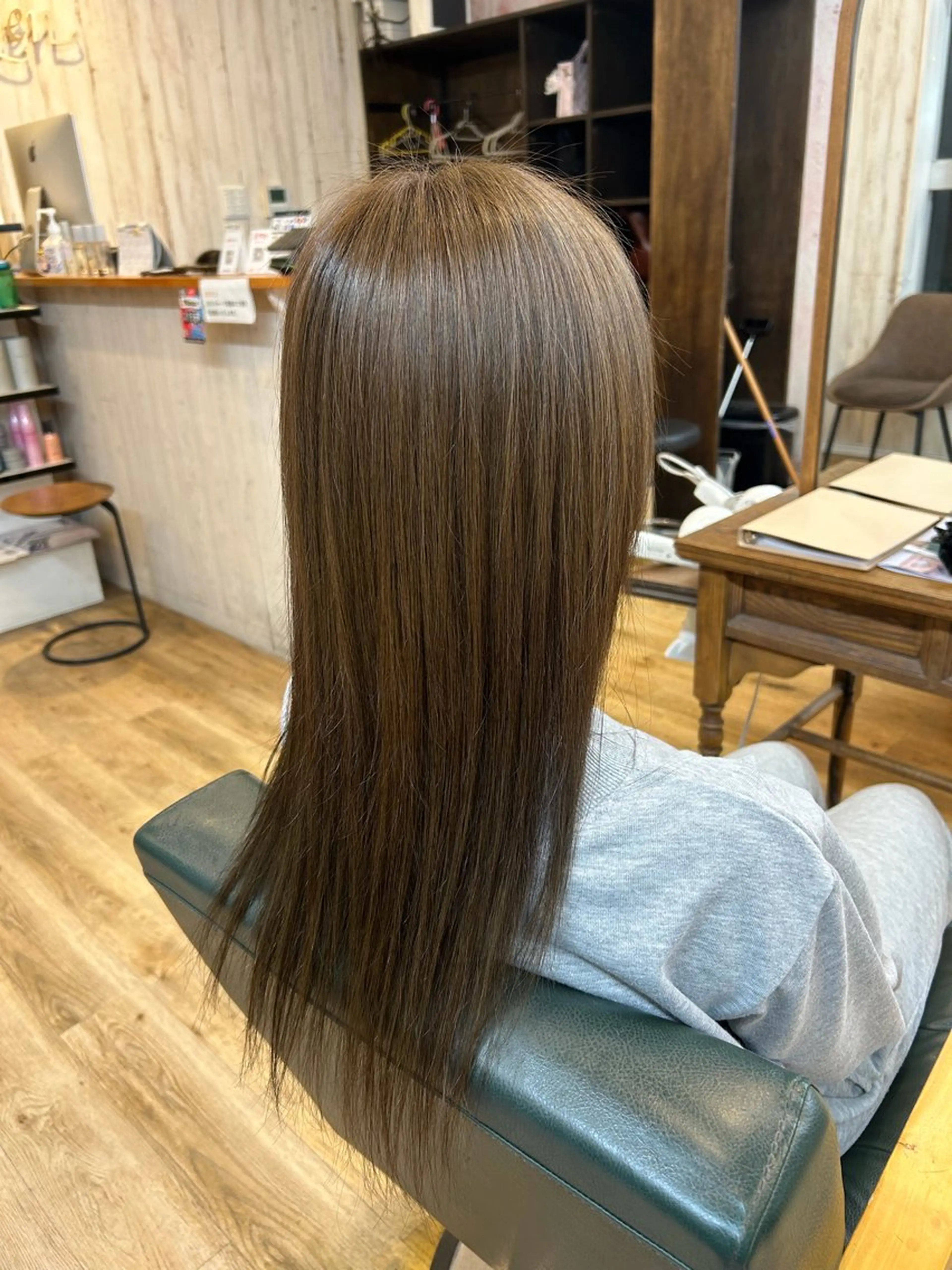 ロング ヘアカラー トリートメント ✨縮毛矯正✨艶髪✨️ 髪質改善✨鴻巣✨️のヘアスタイル