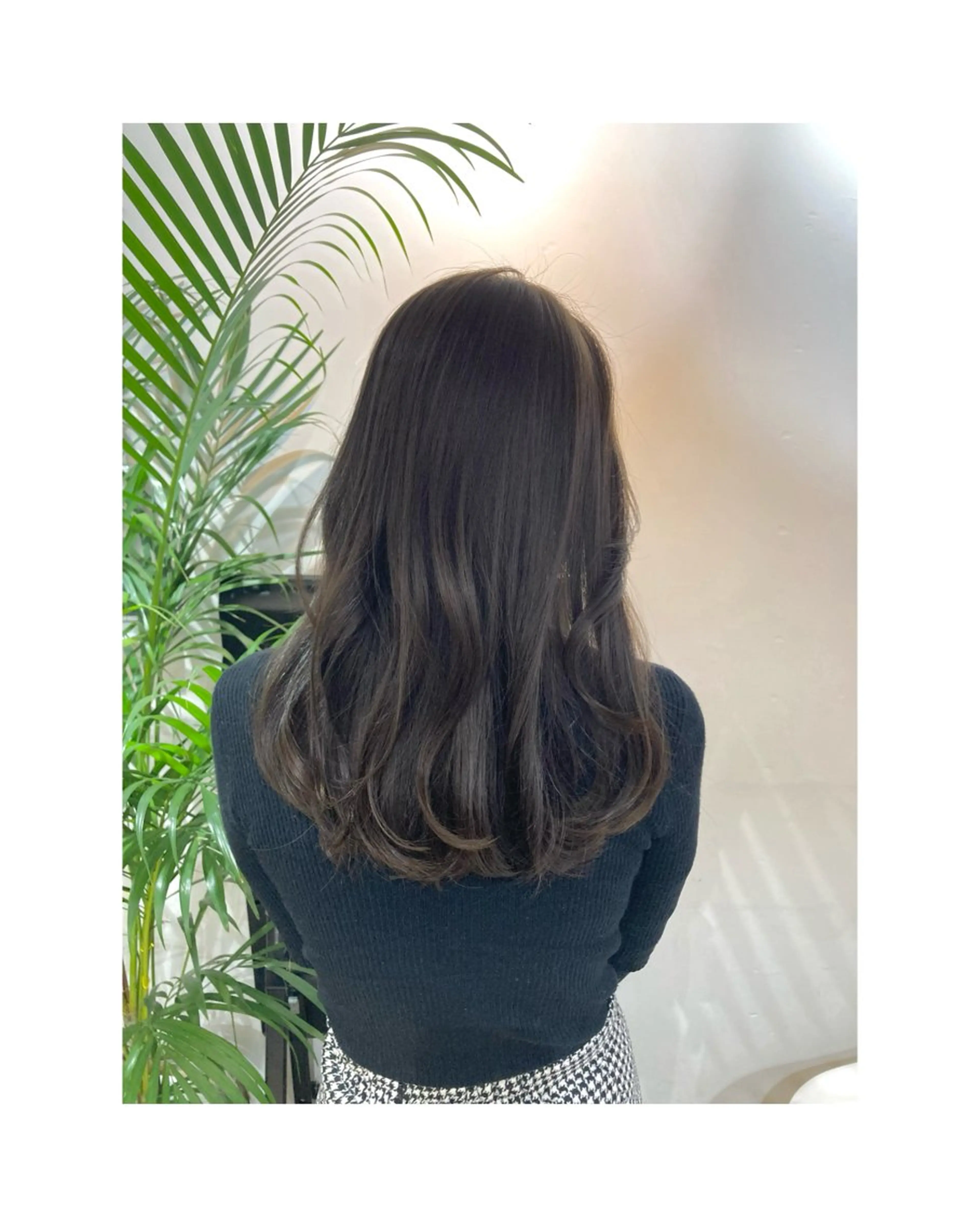 ロング hair studio Zen〜kalon所属・Jura／ レイヤーカットのヘアスタイル