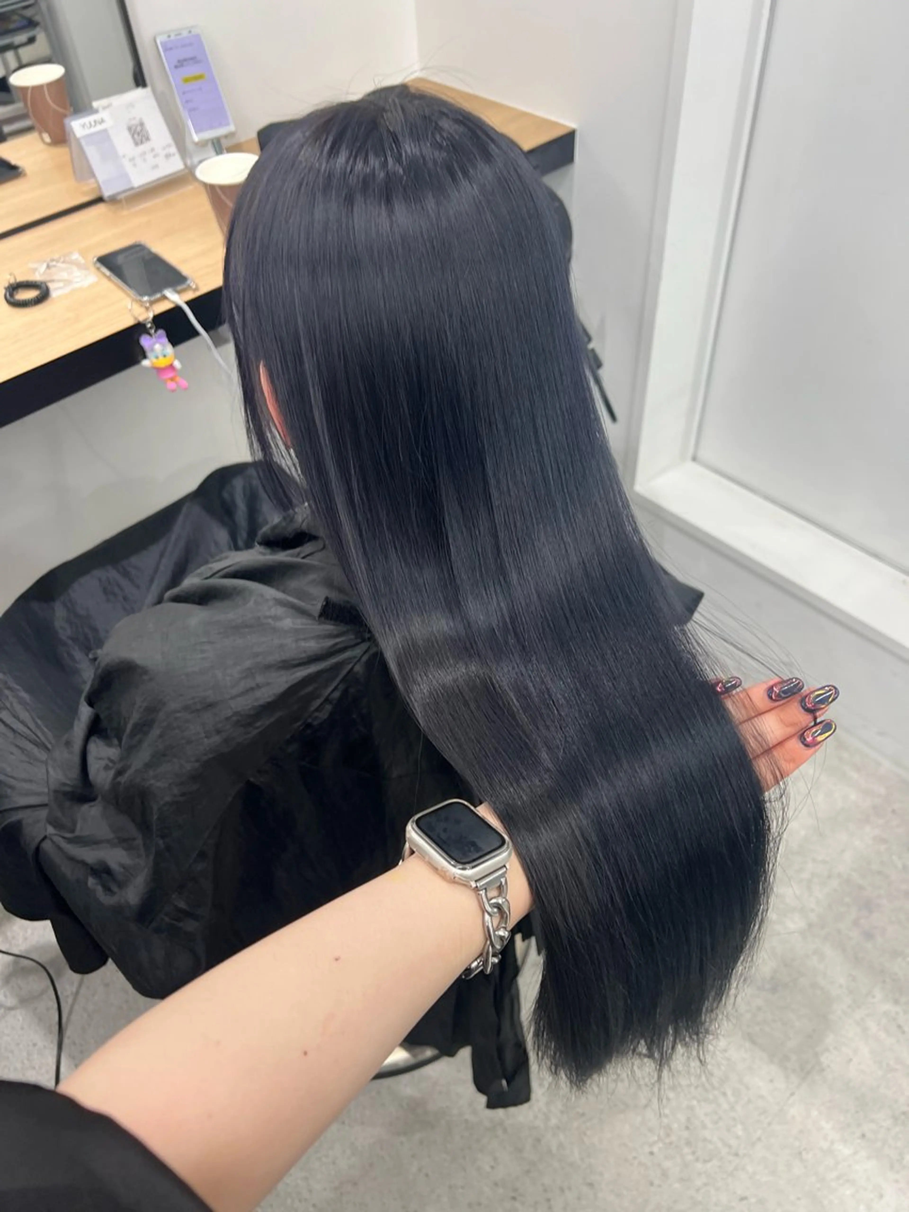 ロング カラー 暗髪🩶ラベンダー/ ブルー/ユウナ🤍のヘアスタイル