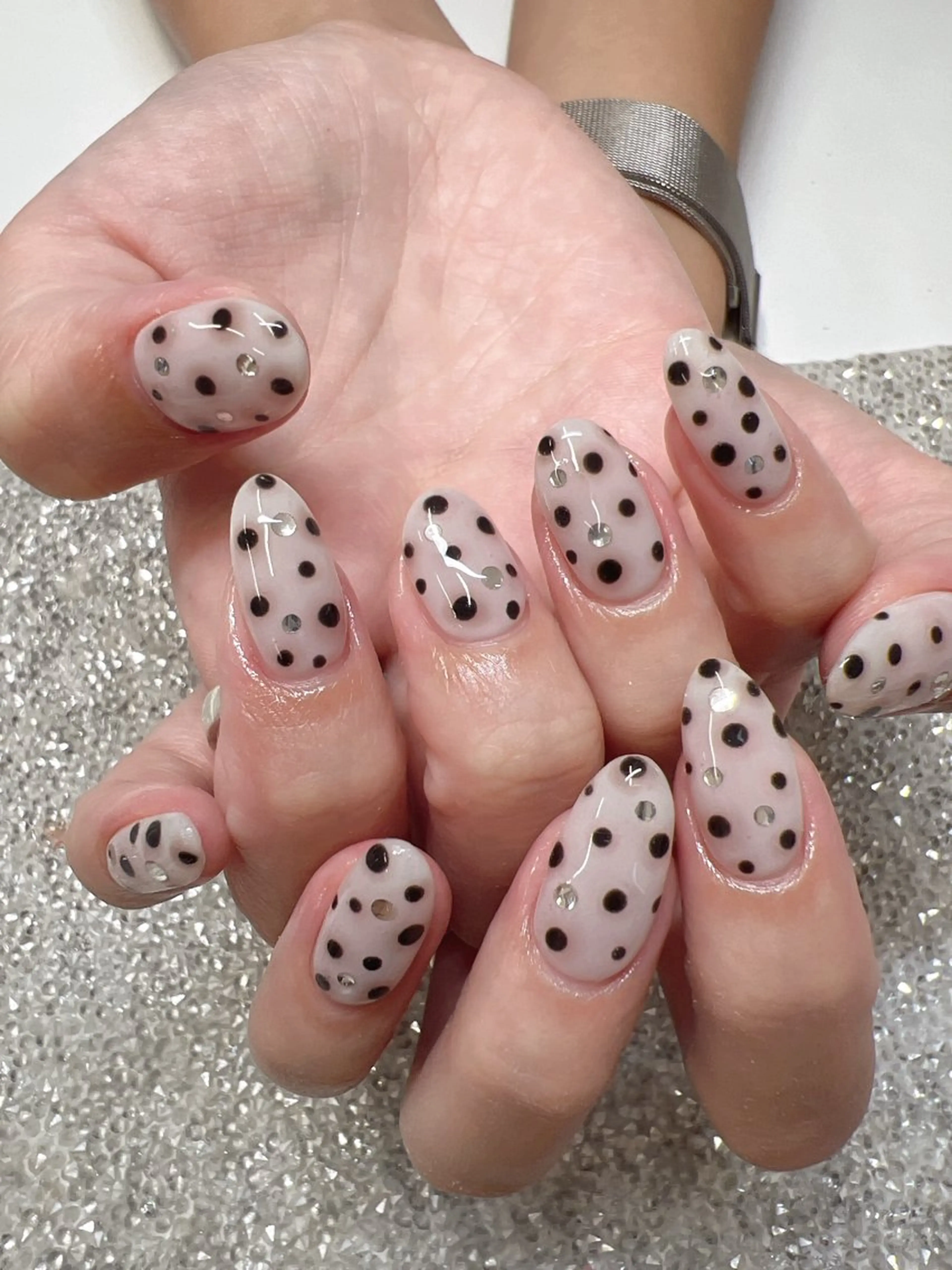 ネイル ガレンドウ 白澤 愛子のネイルデザイン