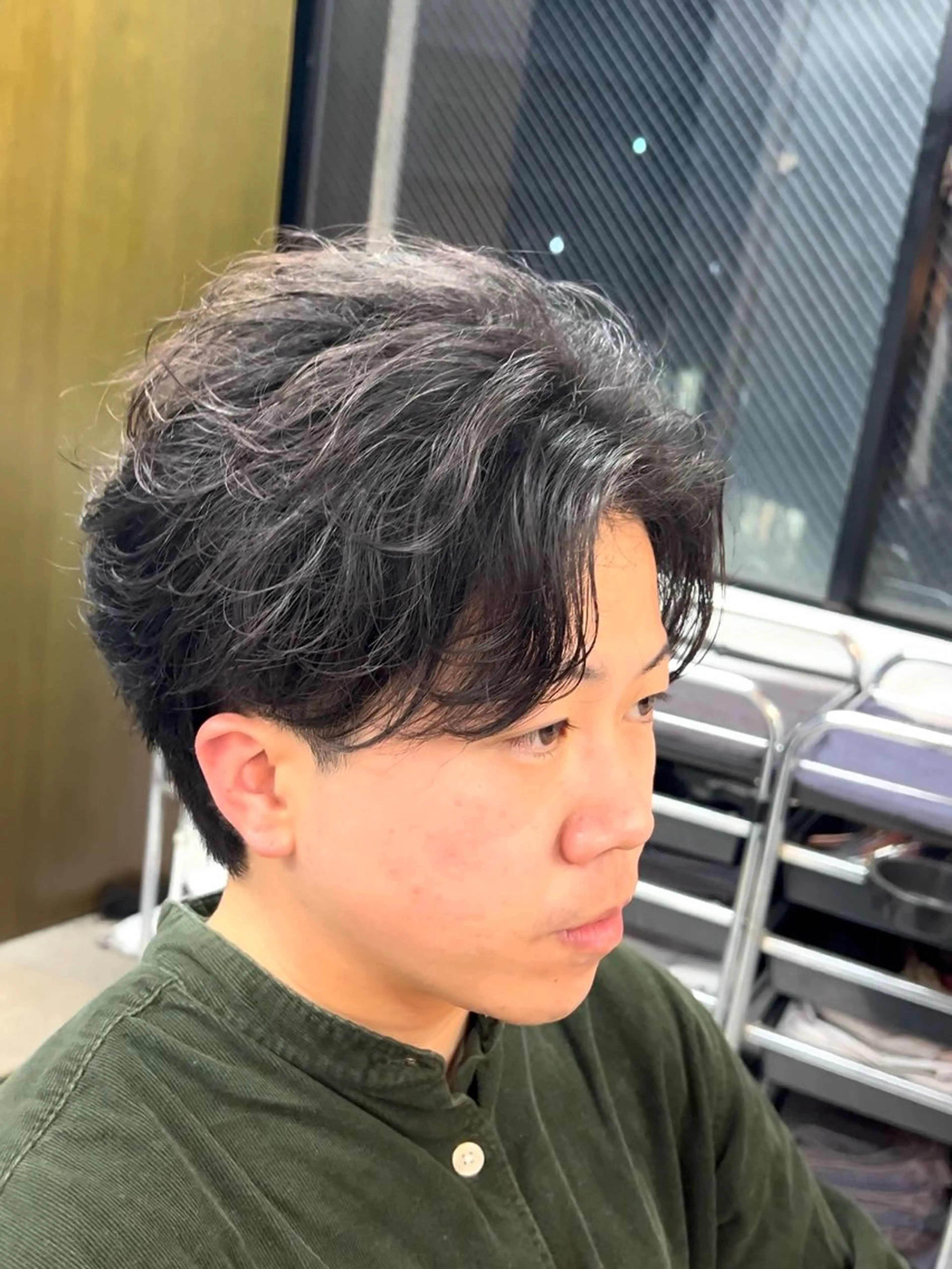 ミディアム カラー パーマ ヘアアレンジ メンズ 伊藤 陸のヘアスタイル