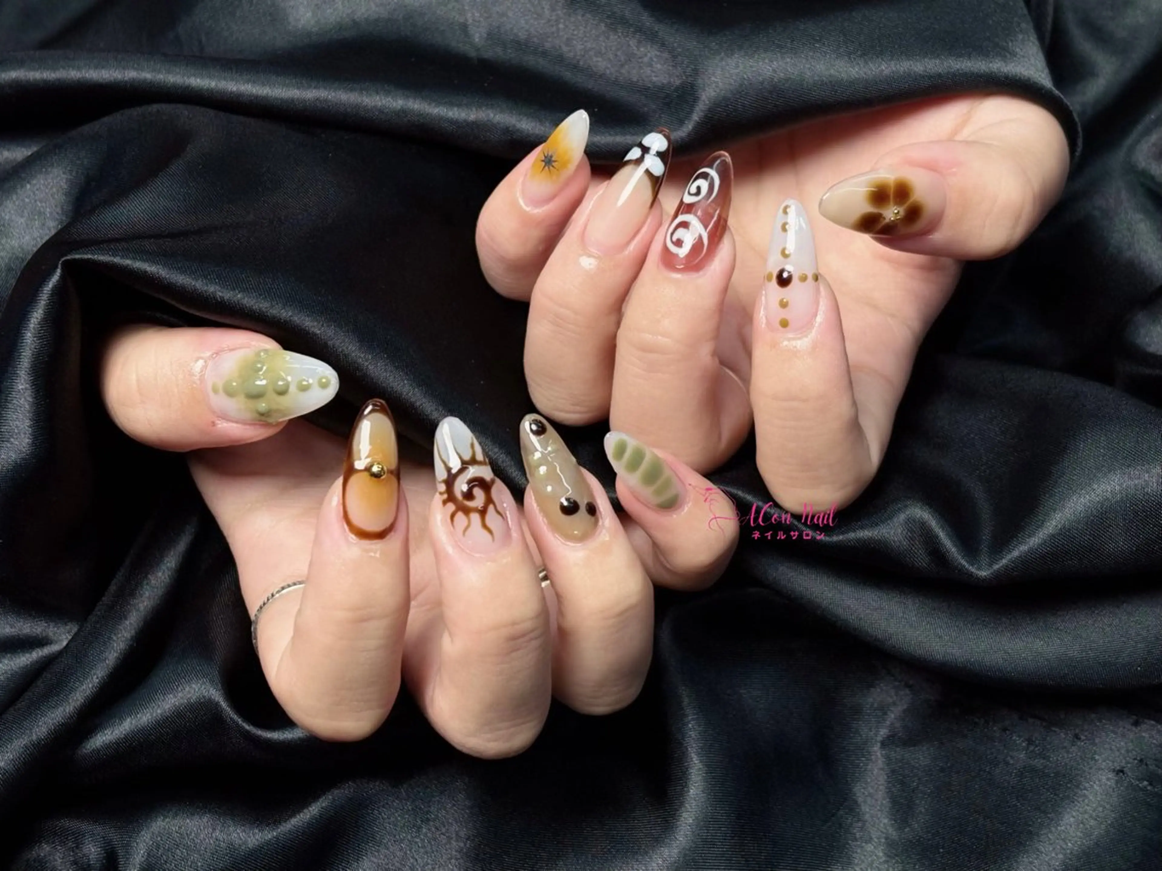 ネイル 桜ネイル 長さ出し フラワーネイル フレンチネイル ジェルネイル ハンドネイル ACon NailSalonのネイルデザイン