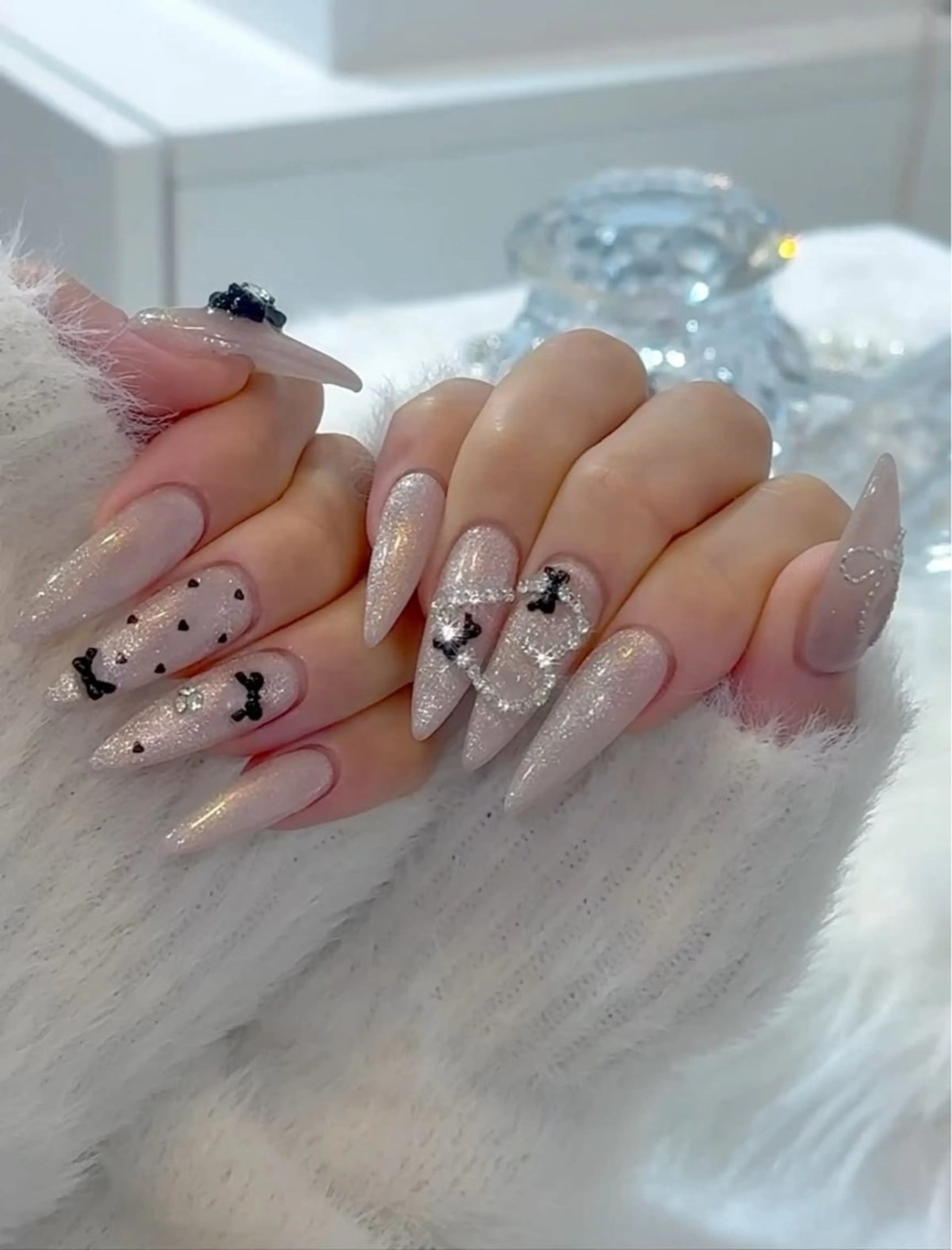 カラー グラデーションカラー ピンクカラー ハンドネイル AIN Nailのネイルデザイン
