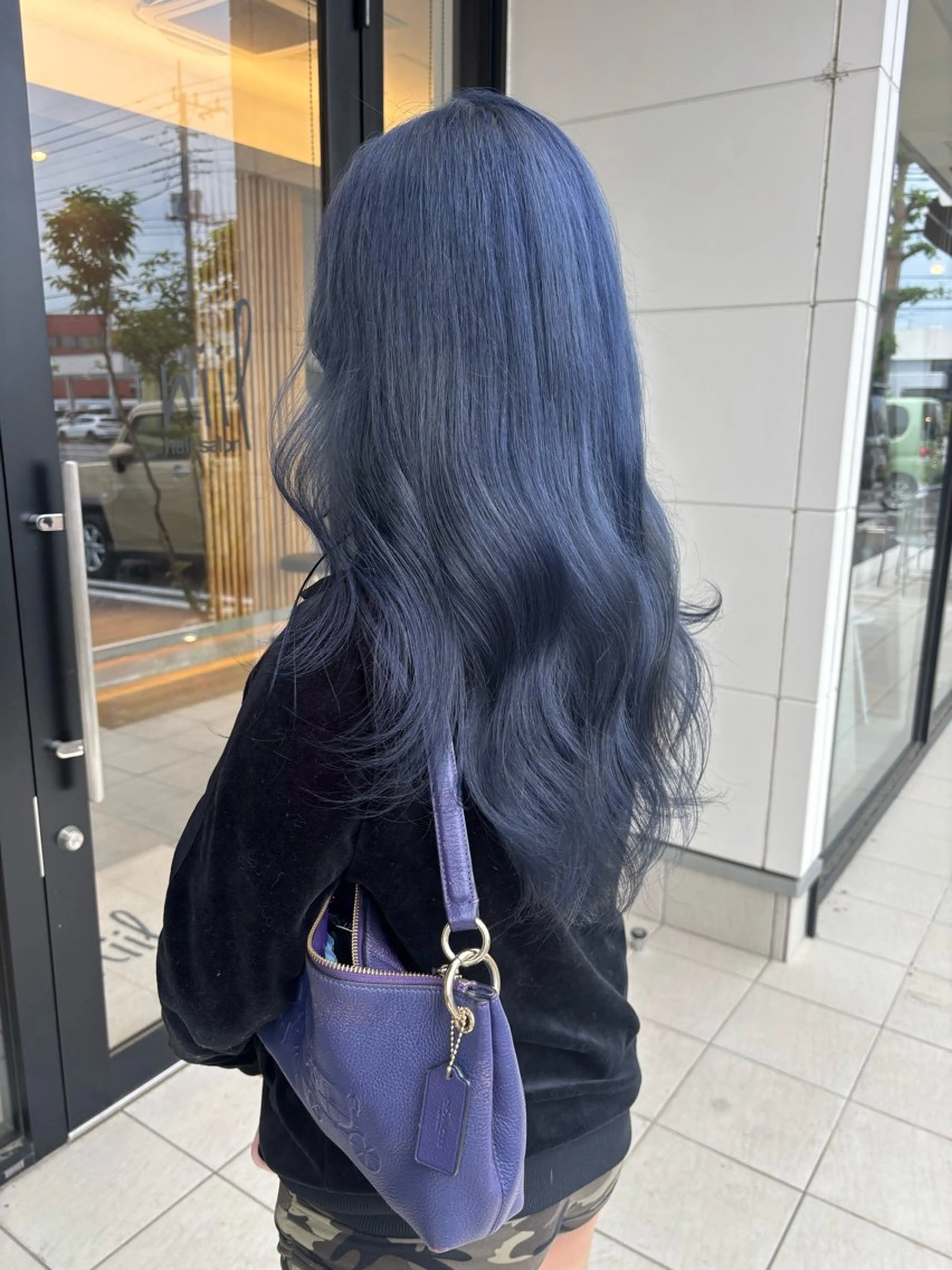 ロング カラー ブリーチ ヘアカラー miyu /niilのヘアスタイル