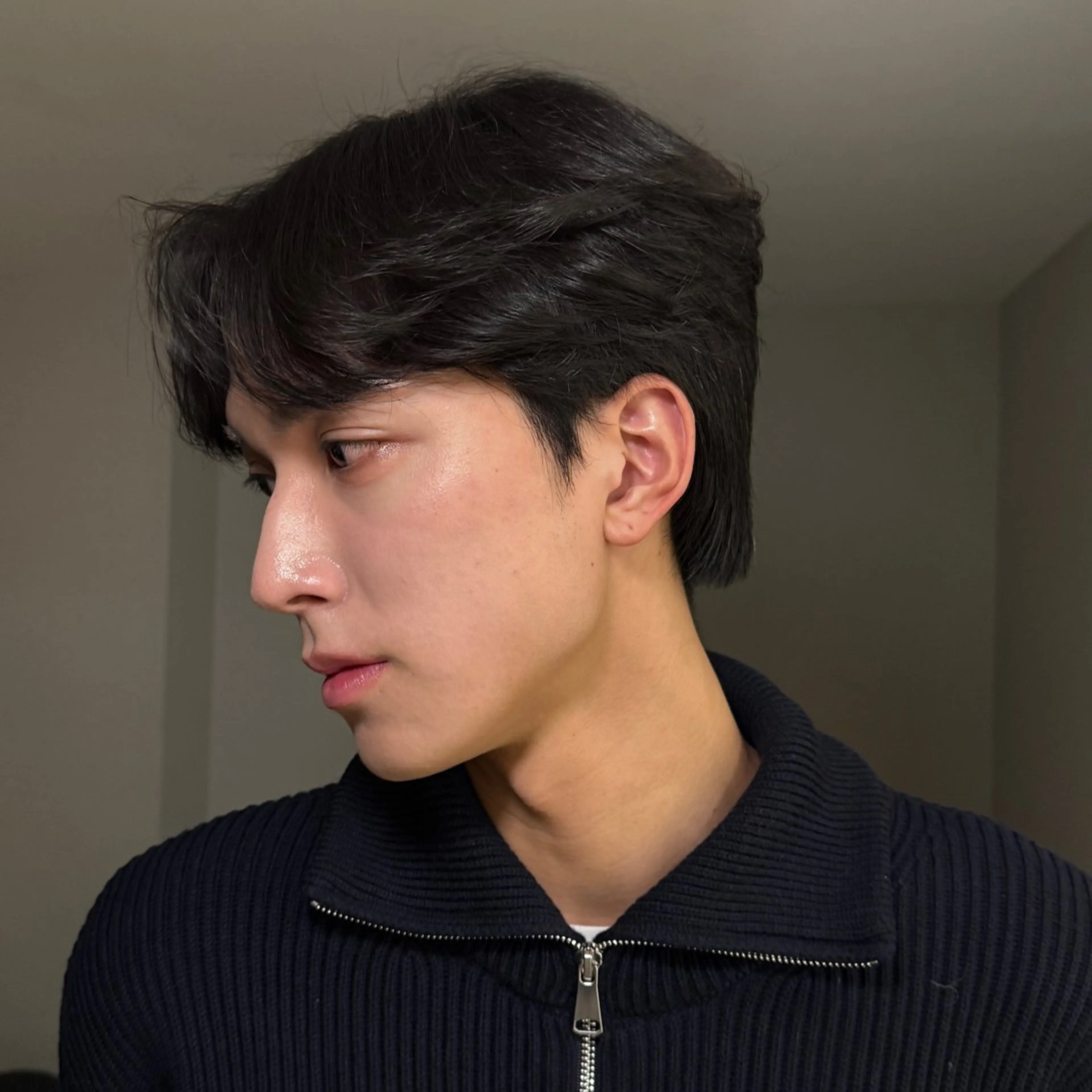 パーマ メンズ センターパート ダウンパーマ フェザーパーマ メンズ韓国風 マッシュ カット パーマ センターパート特化/ メンズカット/ヒロキのヘアスタイル