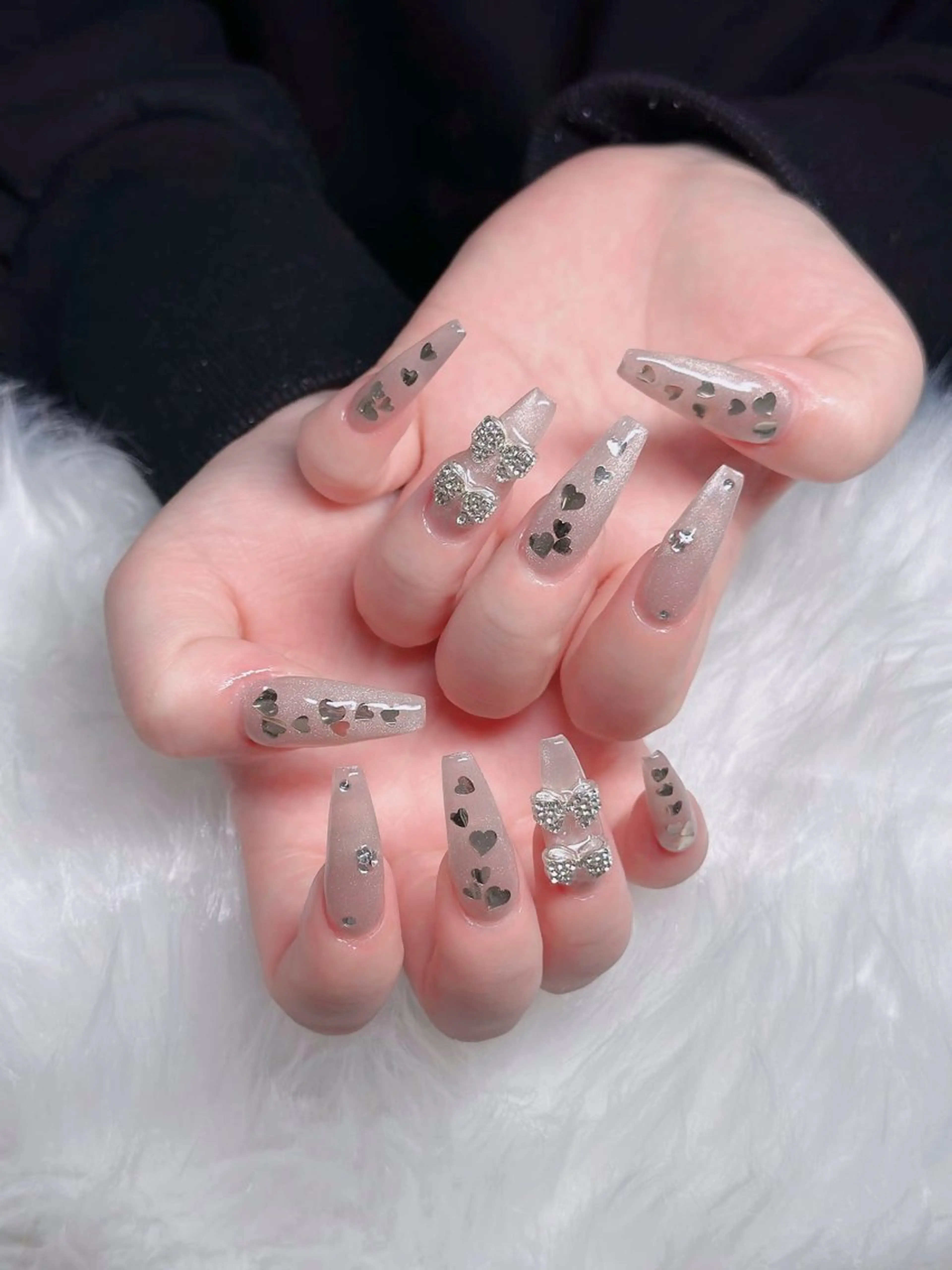 ネイル オーロラネイル フレンチネイル ジェルネイル ハロウィン キラキラネイル H.baby Nail Salonのネイルデザイン