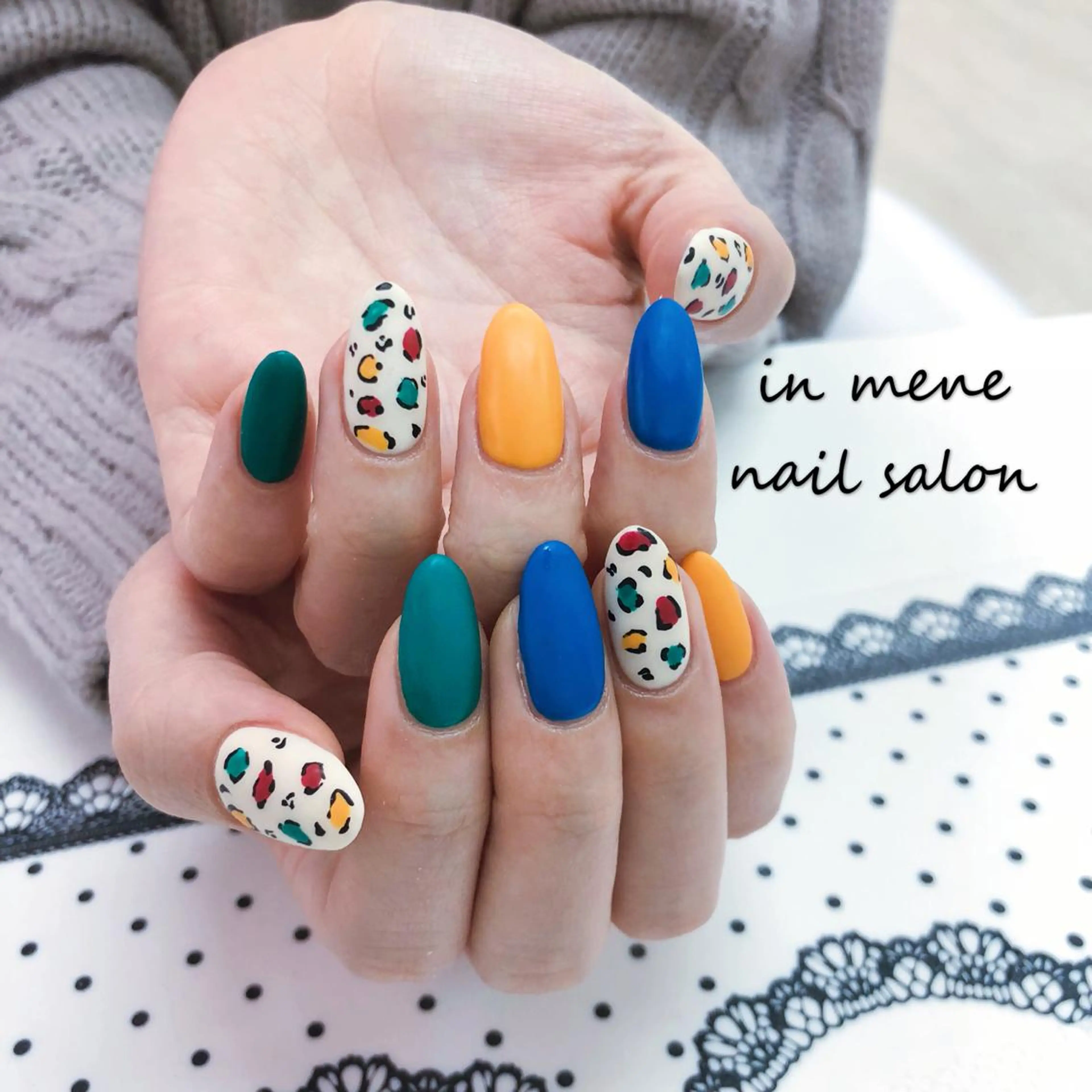 ネイル IN MENEのネイルデザイン