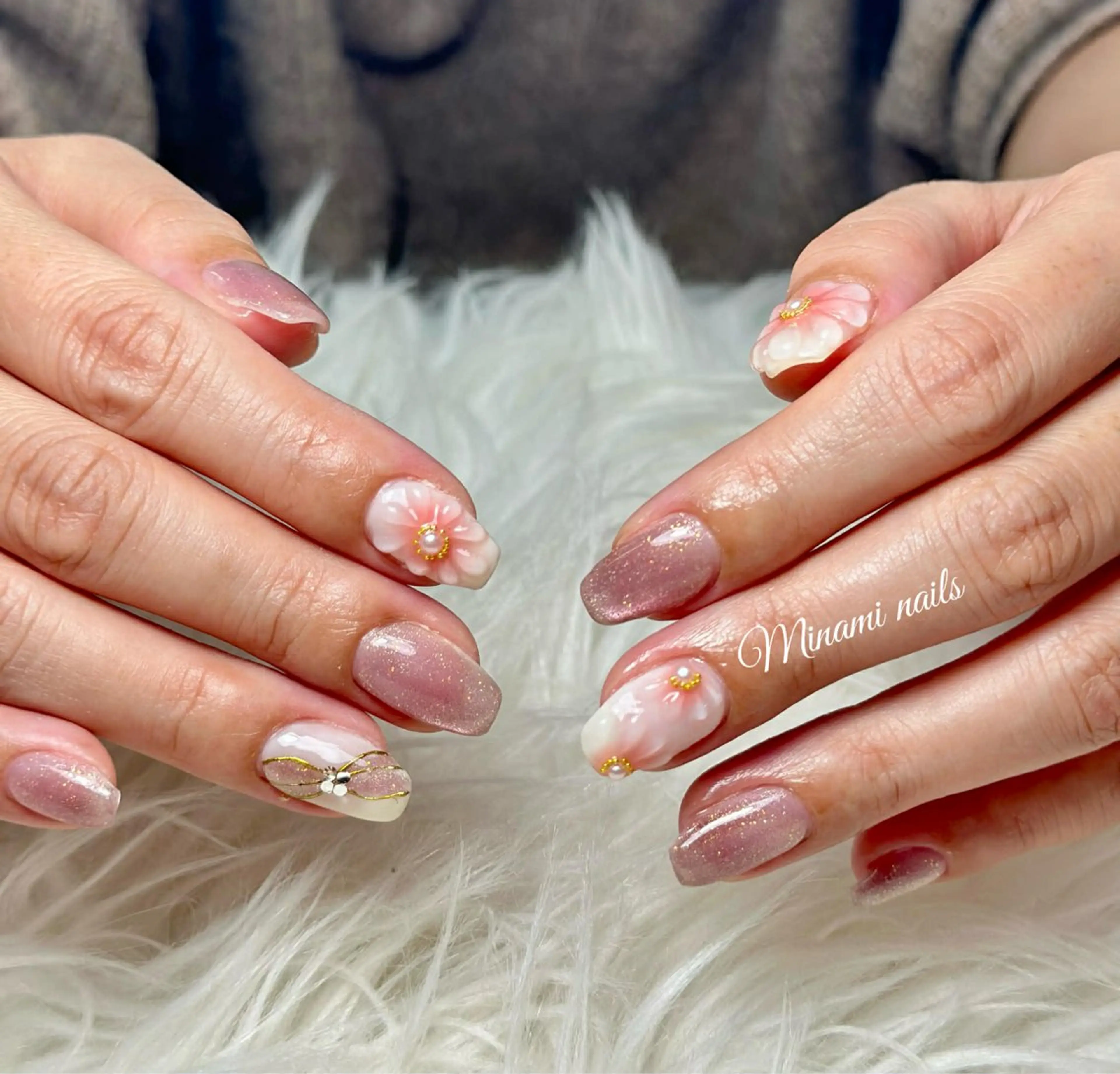ネイル アートネイル オーロラネイル ガーリー キラキラネイル 韓国ネイル ハンドネイル Minami Nailsのネイルデザイン