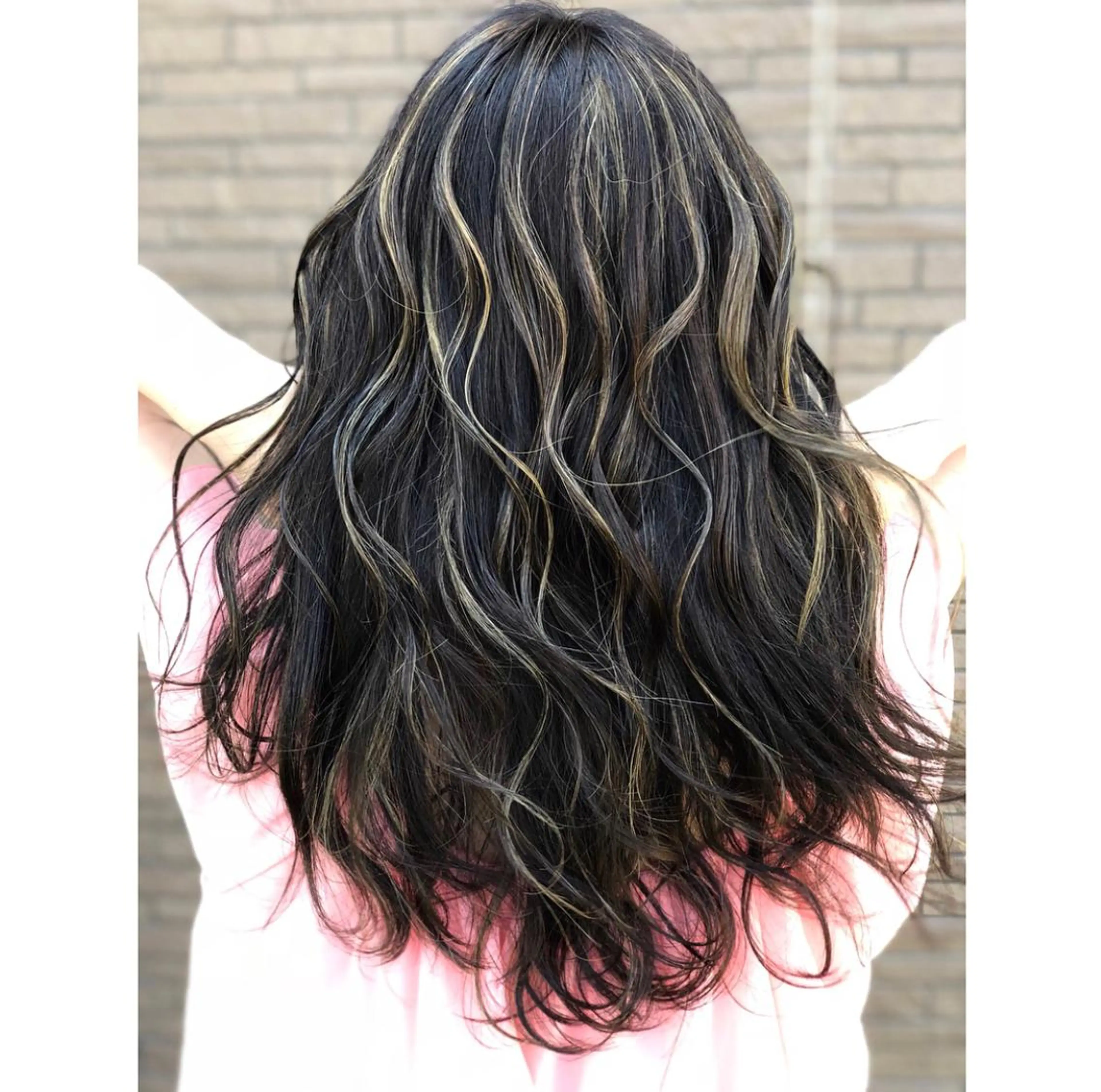 ミディアム カラー バレイヤージュ デザインカラー グラデーションカラー ハイライトカラー ハイトーンカラー アンドウ ユウ/ レイヤーカット/韓国のヘアスタイル