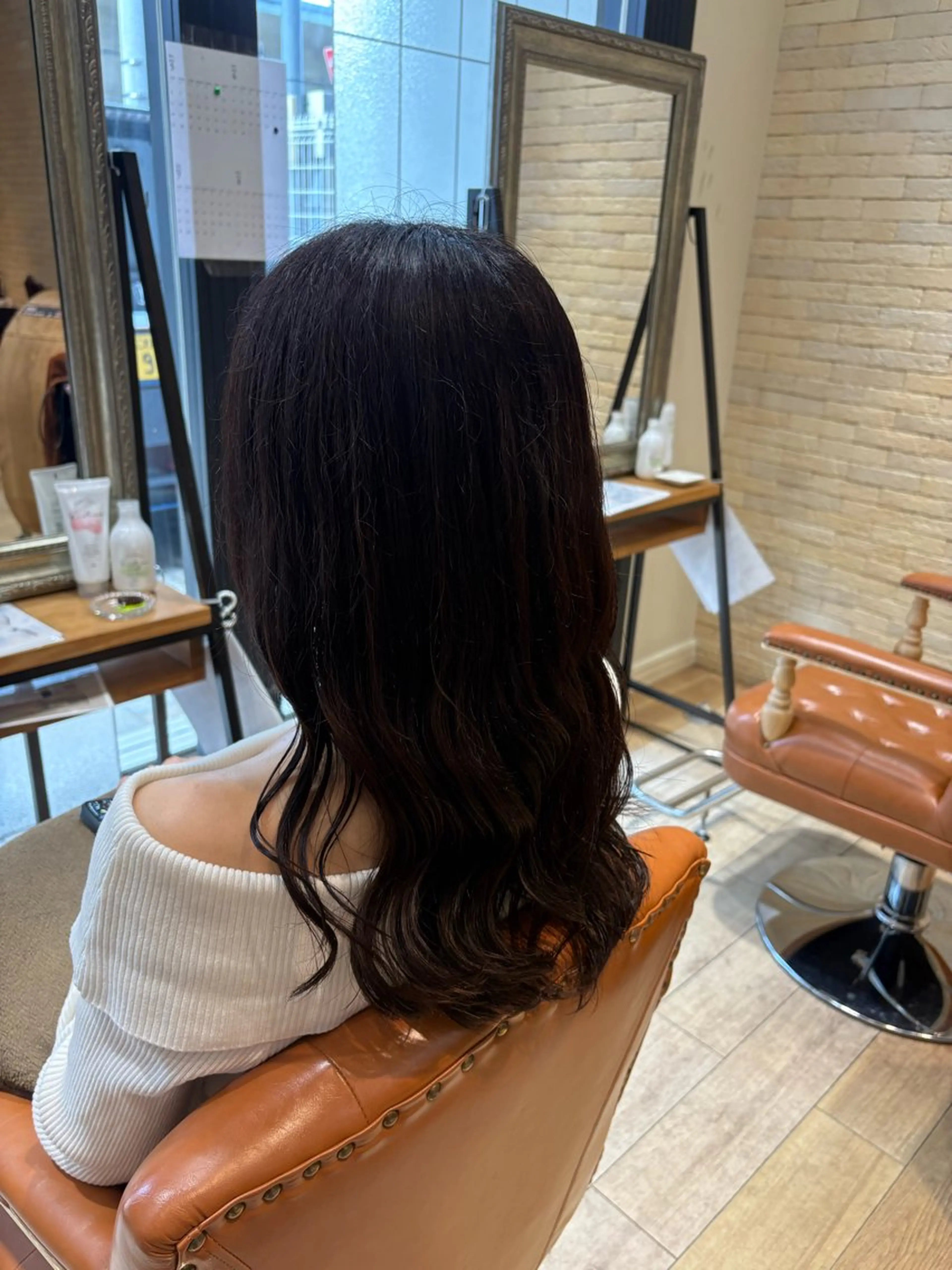 セミロング カット トリートメント しおり🍬 KOKORO🤍のヘアスタイル