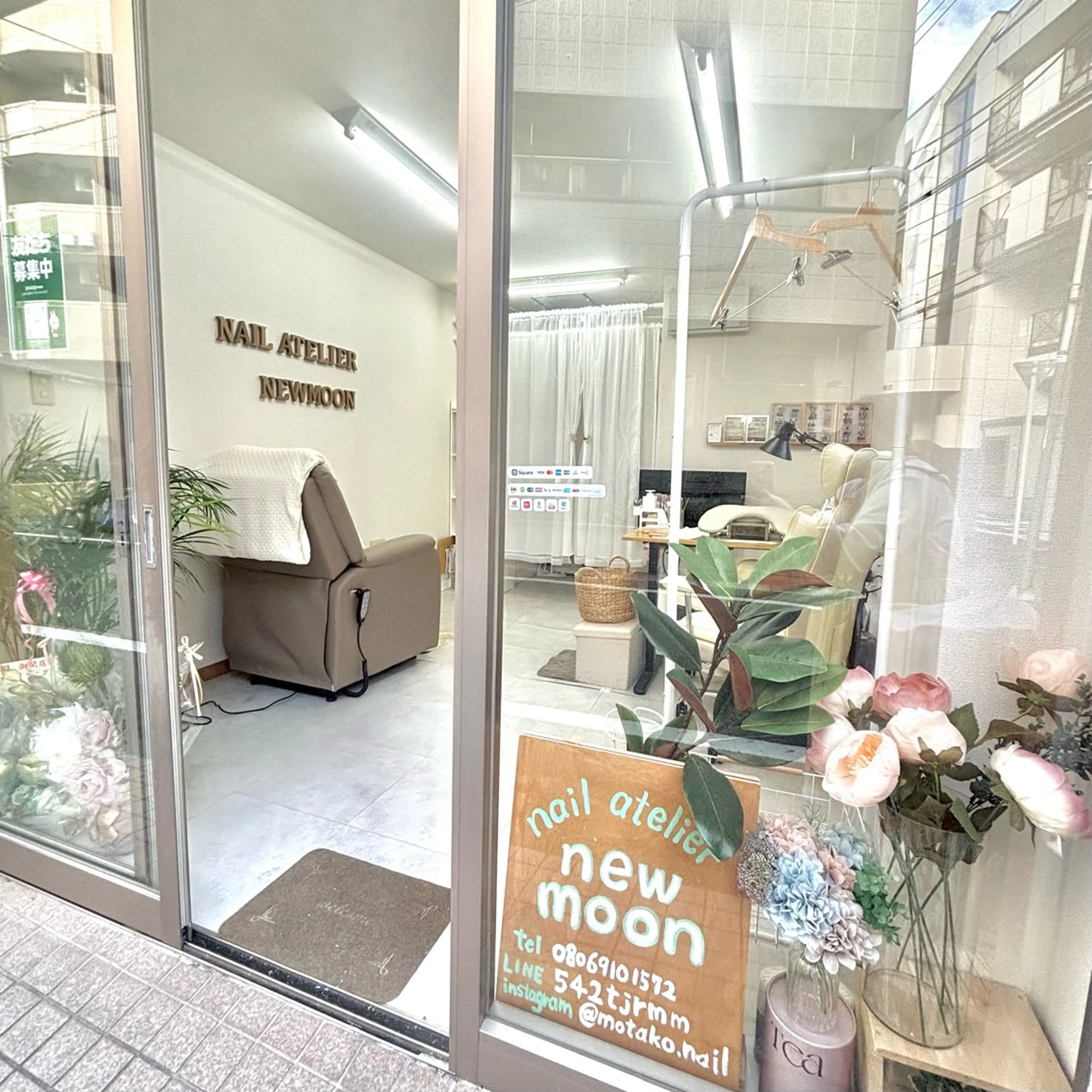 nail atelier new moon所属・デザイン可愛いサロン new moonのネイルデザイン