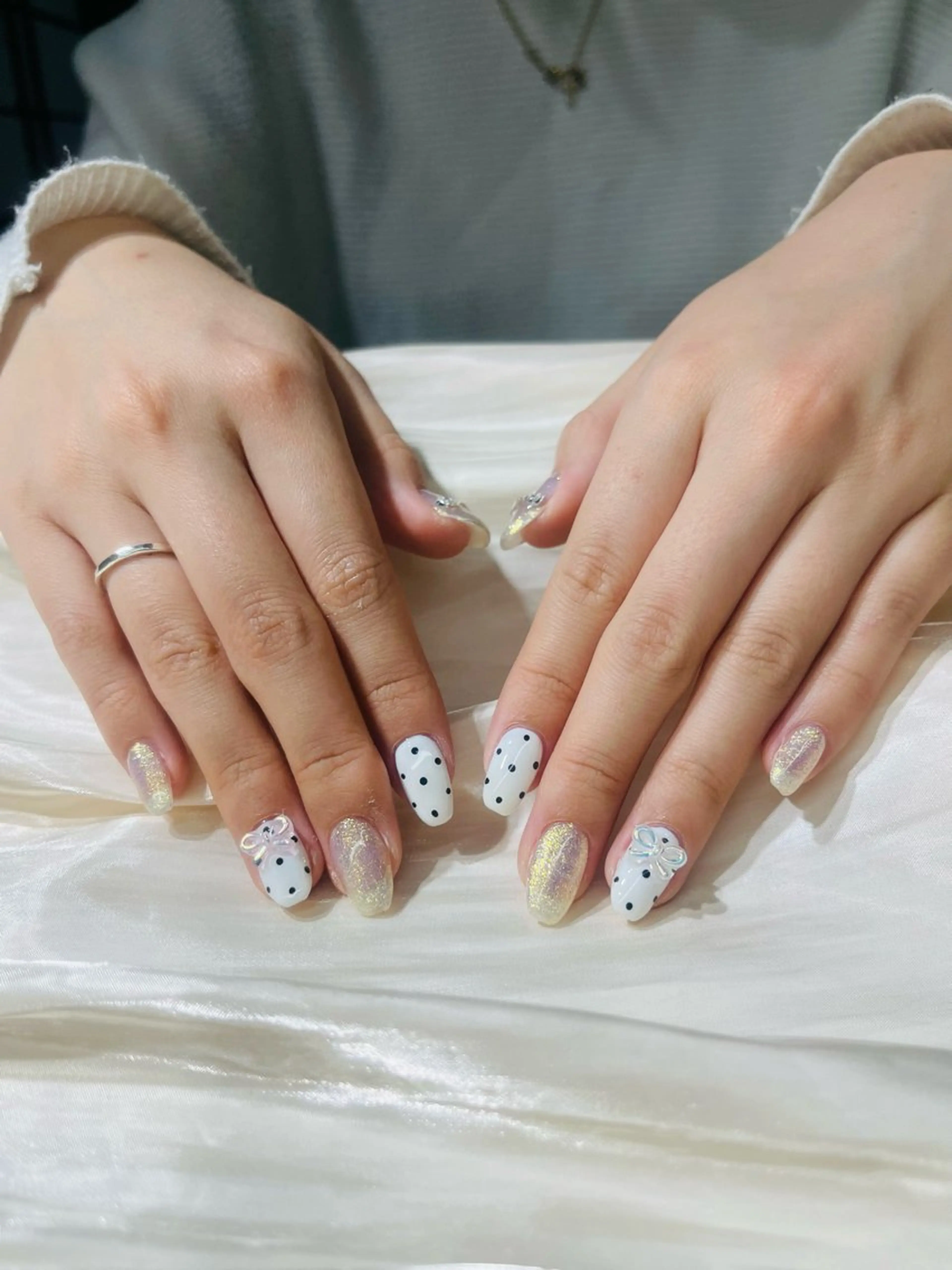 ネイル ハンドネイル ハンドケア SNOW LITのネイルデザイン