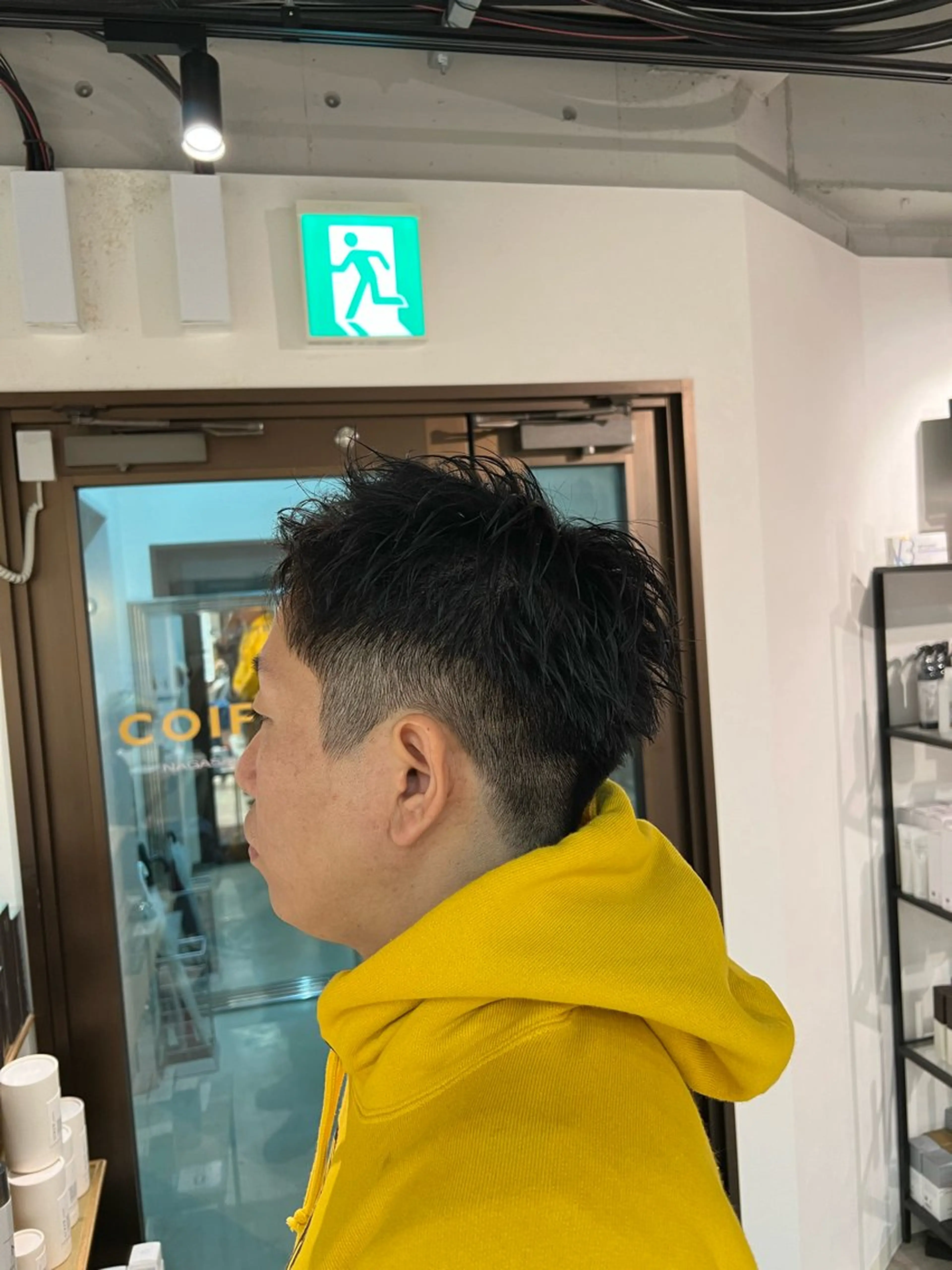 メンズ アップバング 刈り上げ 林 龍誠のヘアスタイル