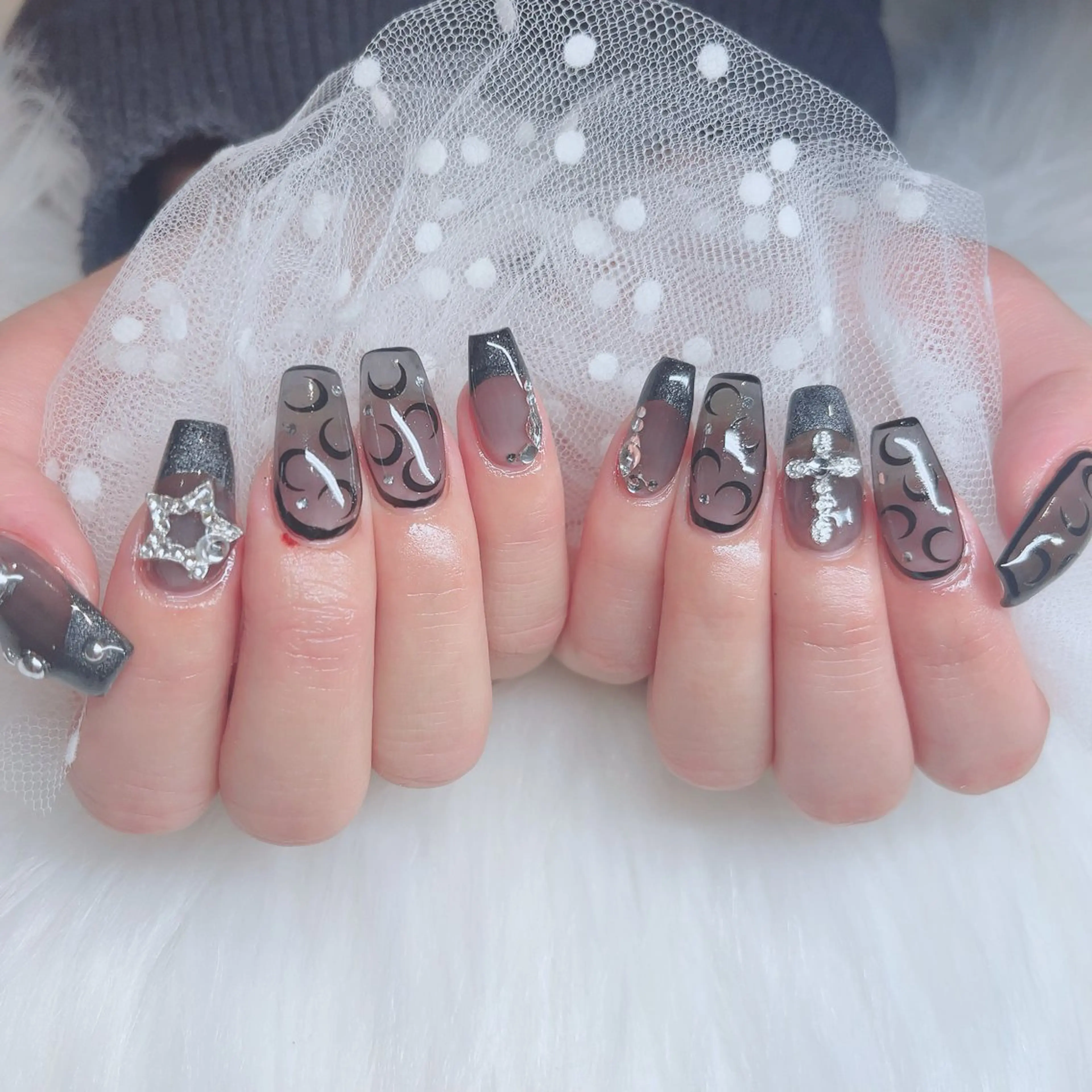 ネイル ハンドネイル Miki 本町駅｜💅‎🤍のネイルデザイン