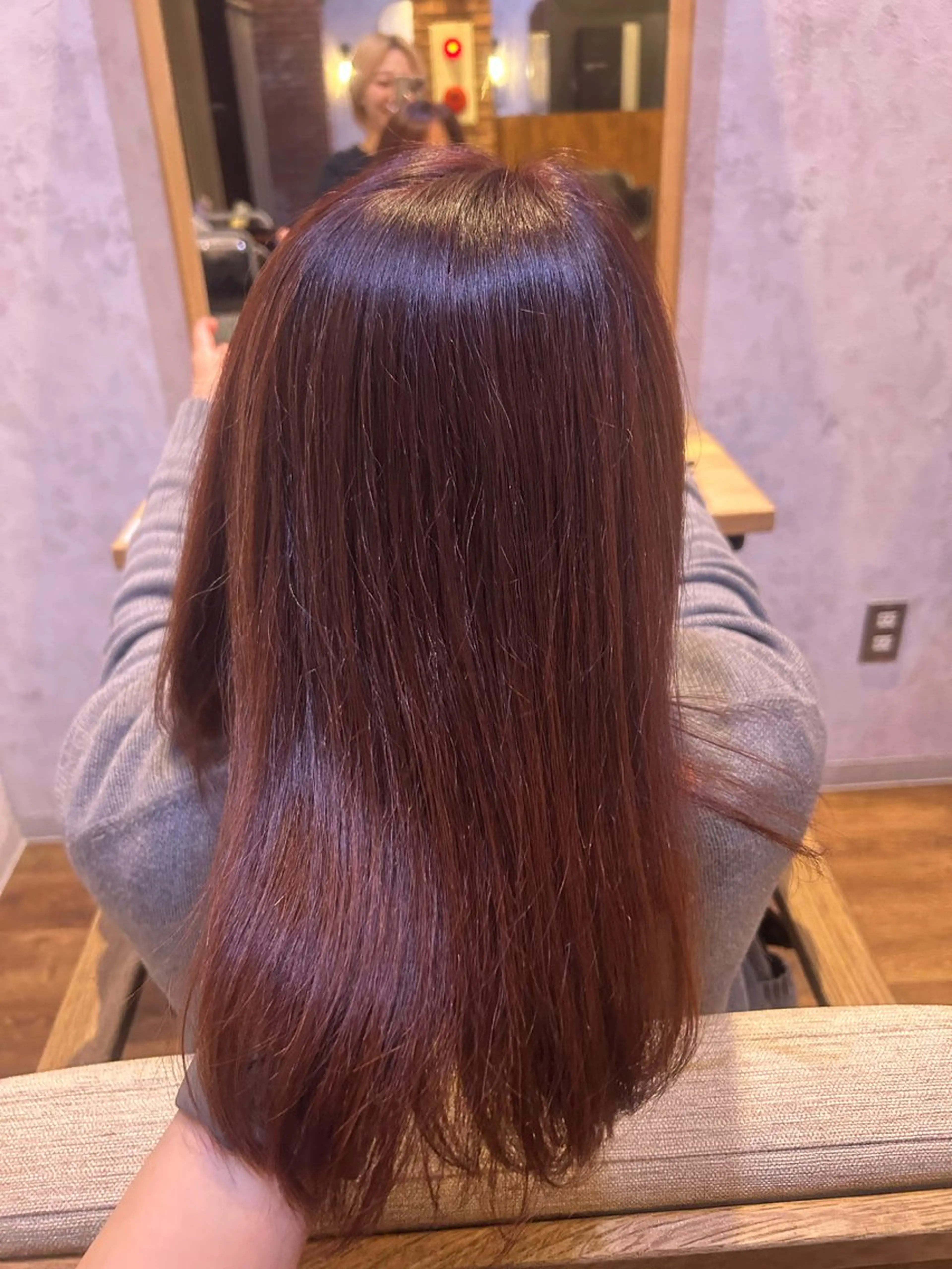 ミディアム カラー カット 尾崎 恭子のヘアスタイル