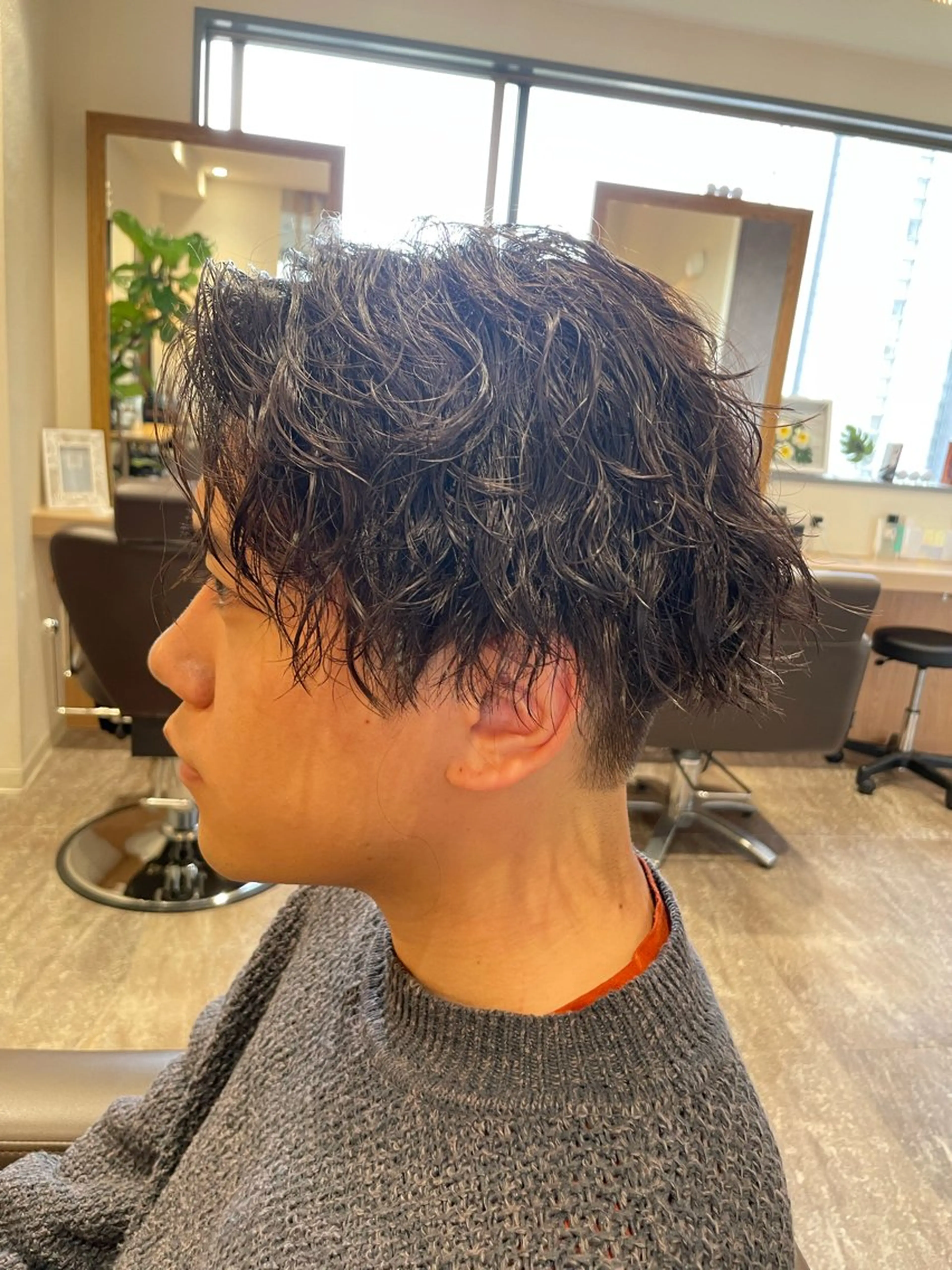 メンズ センターパート メンズパーマ カット パーマ 匠メンズショート✖️ アップバングNoroのヘアスタイル