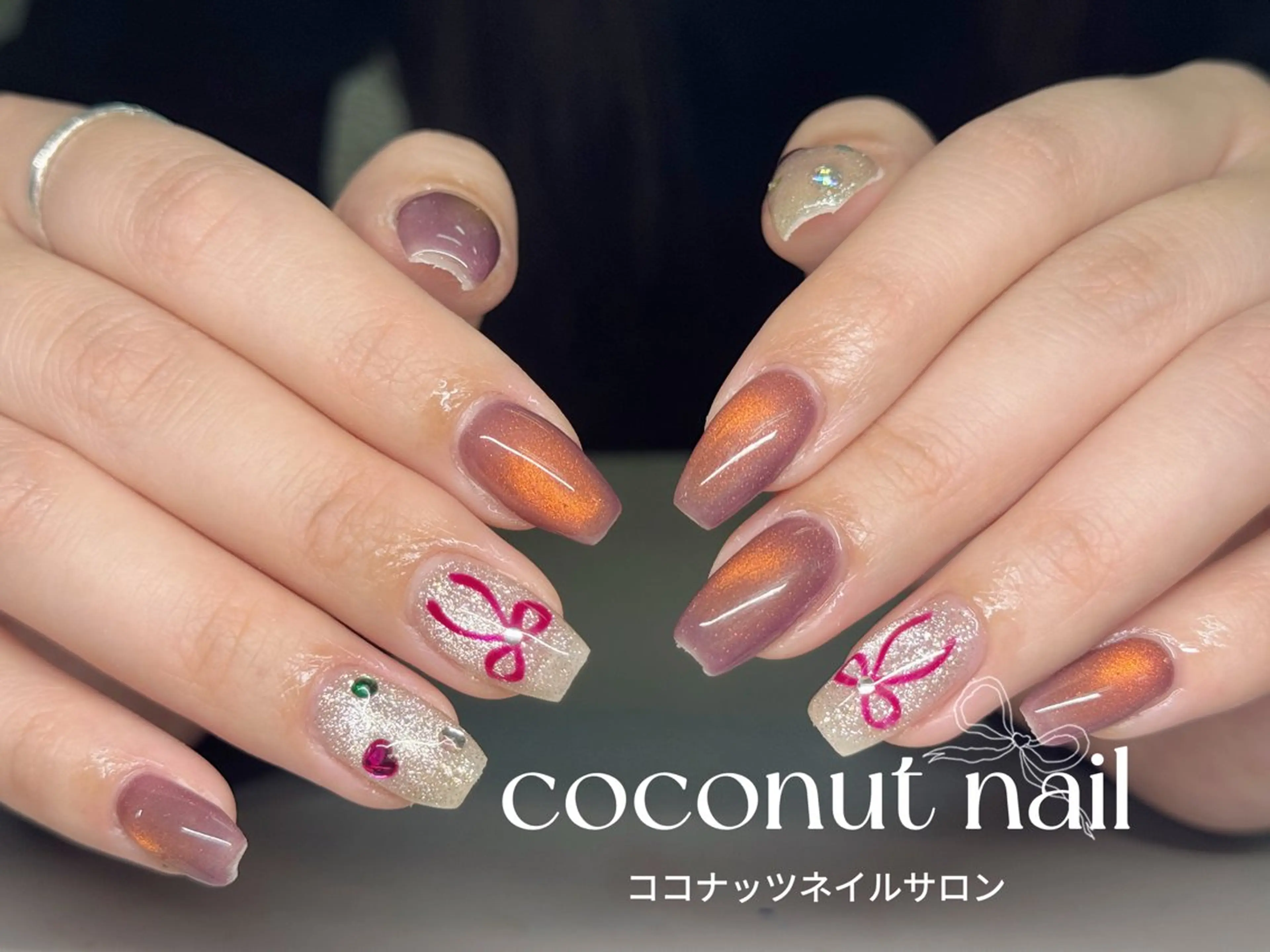ネイル べっ甲ネイル フレンチネイル キラキラネイル マグネットネイル 大理石ネイル(マーブル) ハンドネイル 神田 ココナッツのネイルデザイン