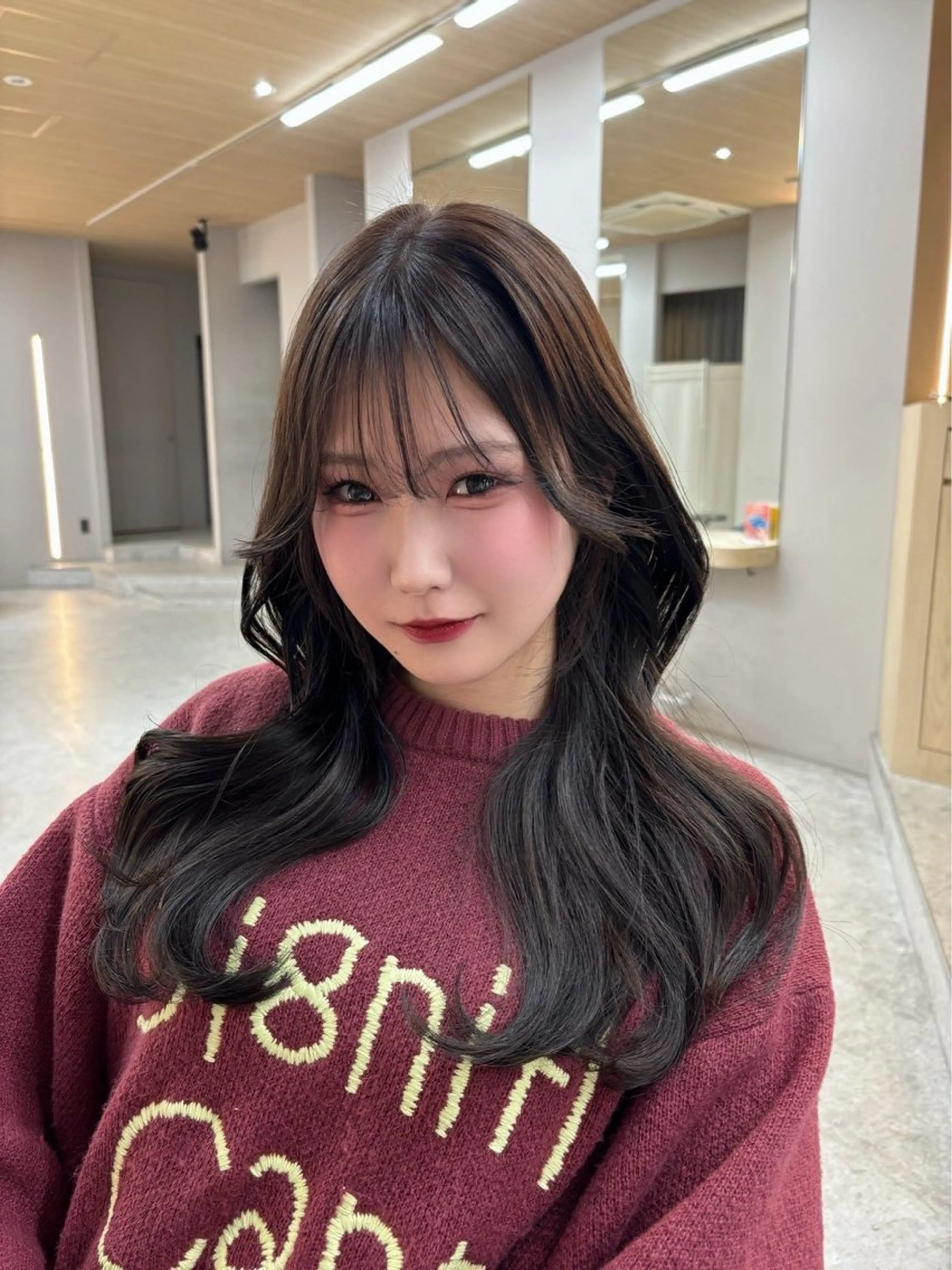 セミロング 切りっぱなしボブ チョコレートブラウン ボブ くびれヘア 韓国風ヘア ヘアセット RYOTA レイヤー 中明度カラー/縮毛のヘアスタイル