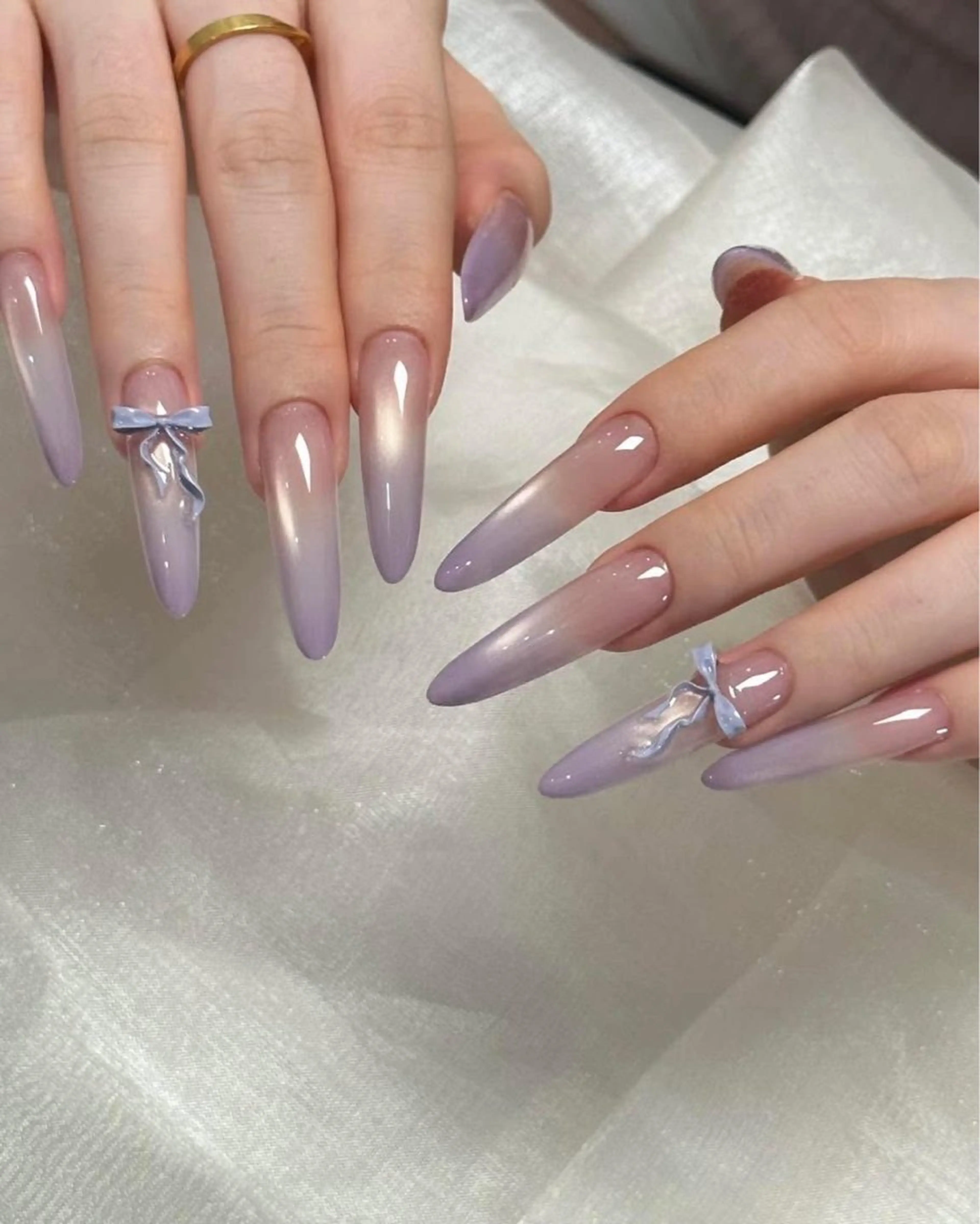 カラー グラデーションカラー ピンクカラー ハンドネイル AIN Nailのネイルデザイン