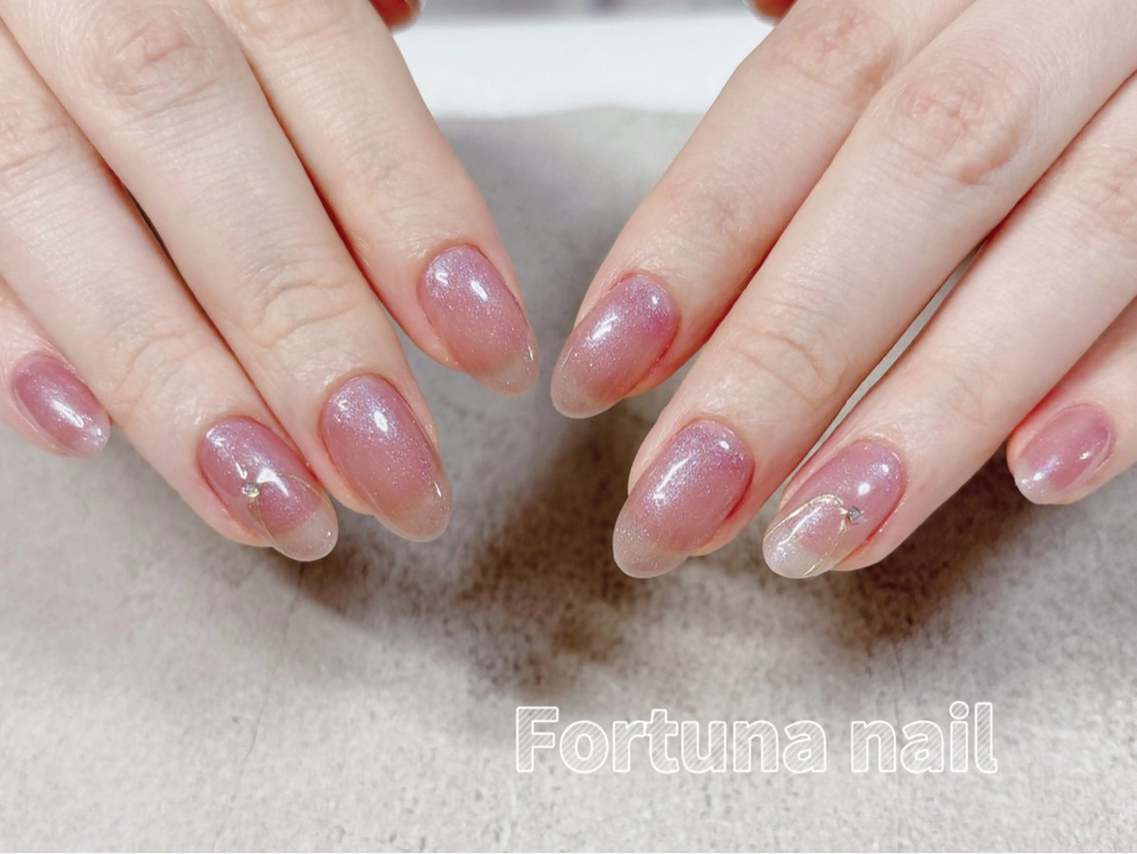 ネイル ハンドネイル ハンドケア Nail •Head スパFortunaのネイルデザイン