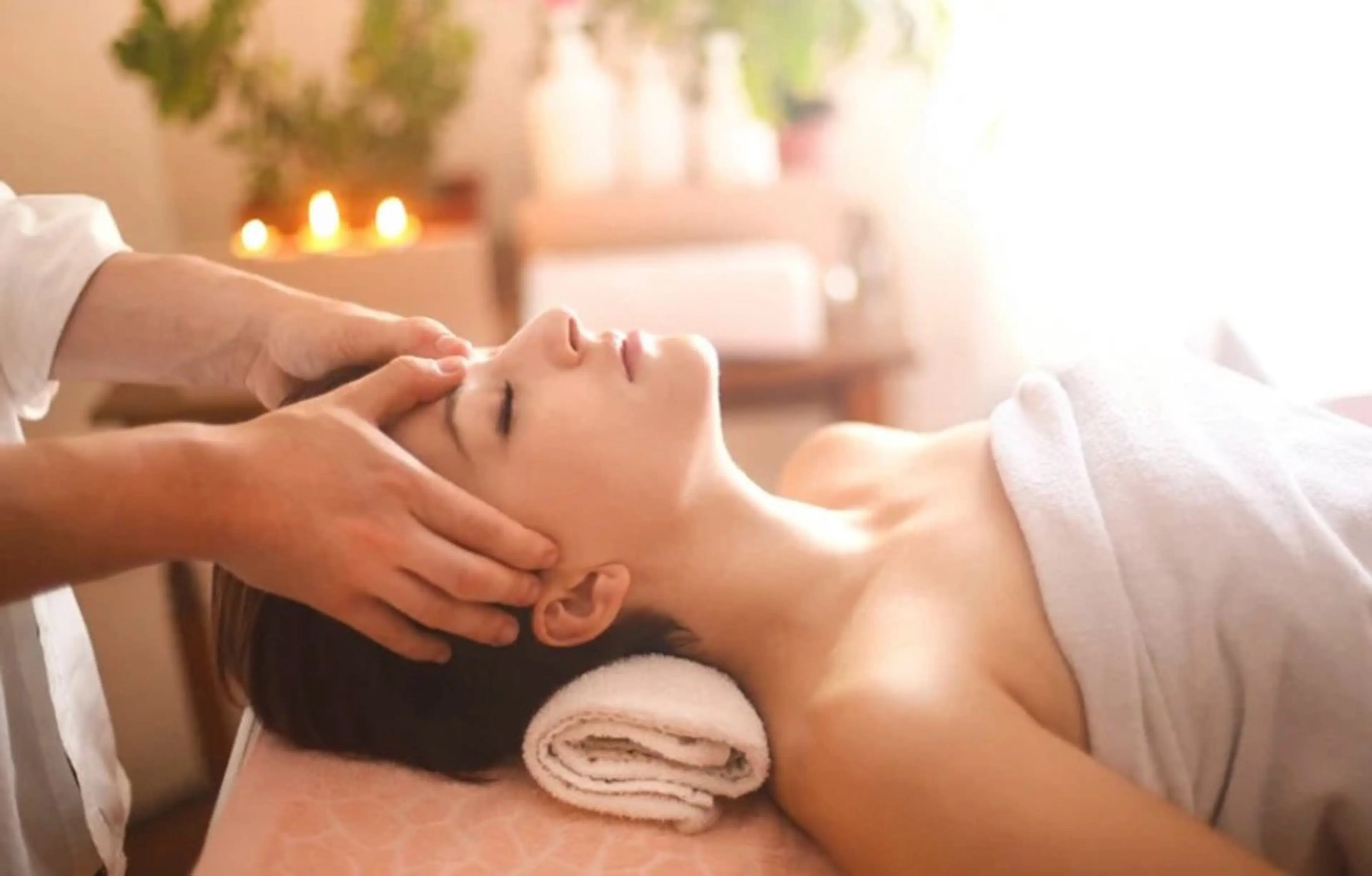 香ほぐし極上トータルケア（120分）もみほぐし➕アロマオイルマッサージの写真