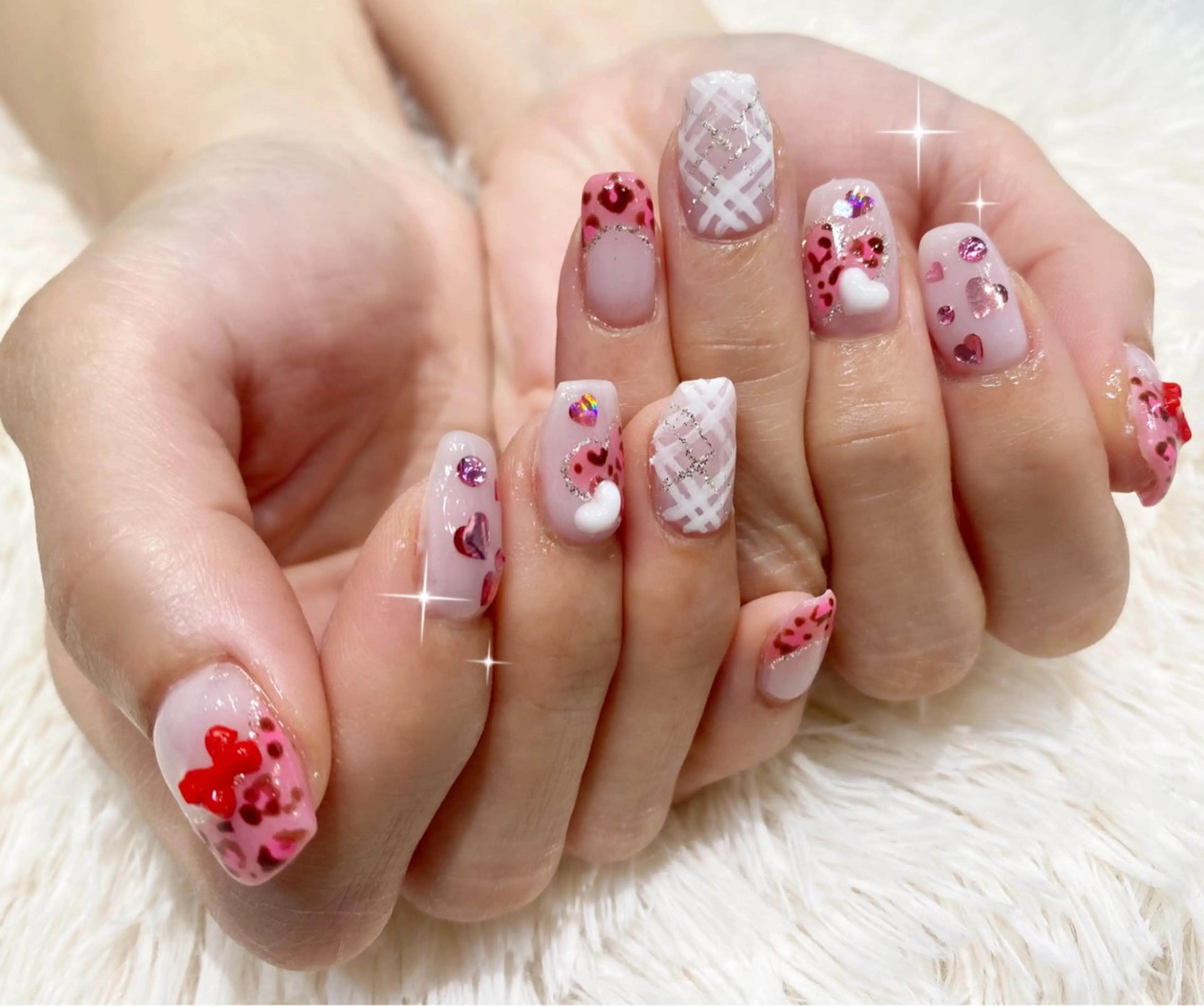 ネイル 持ち込み バレンタイン ハンドネイル ネイルサロン nail_upのネイルデザイン