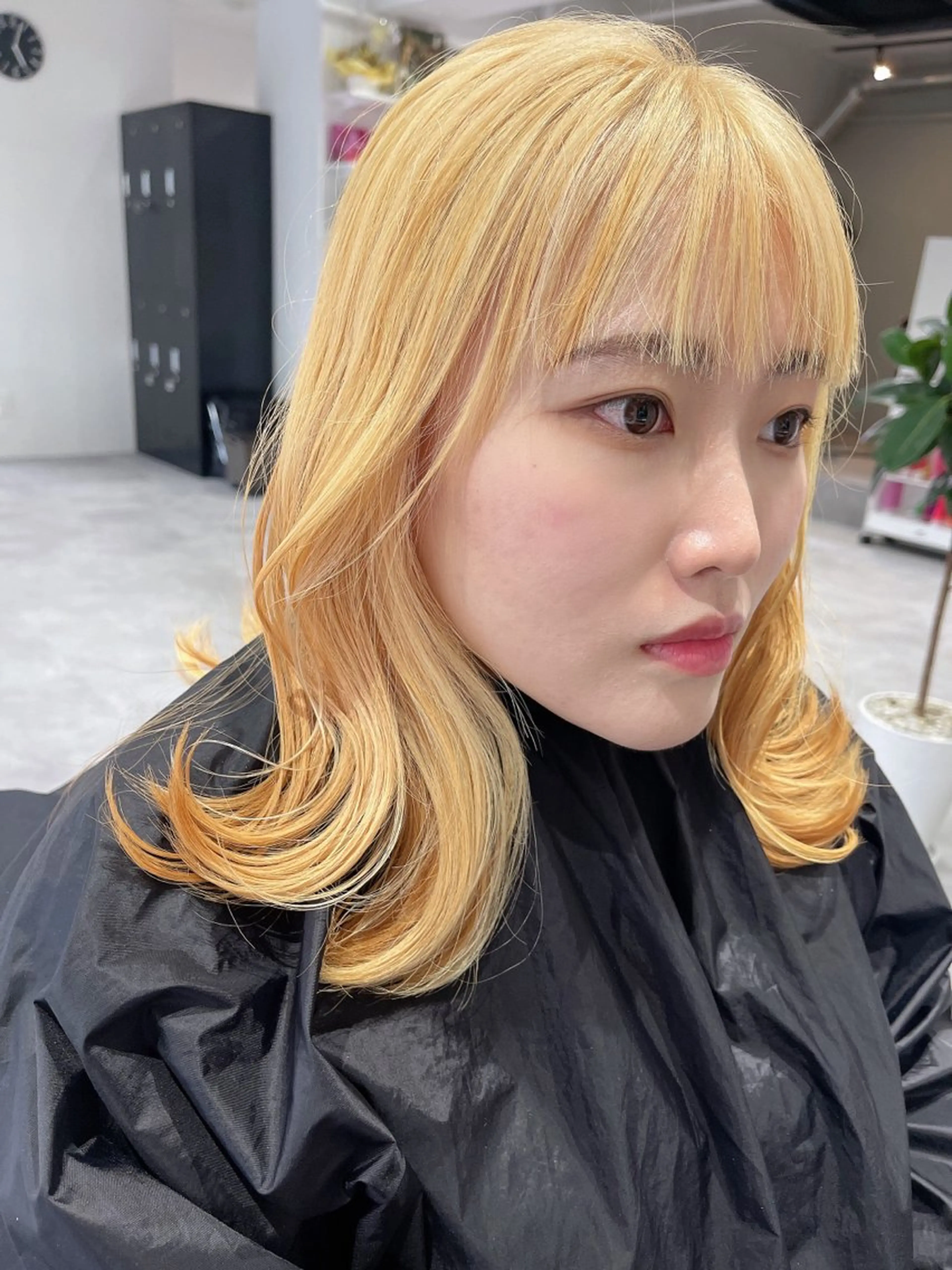 セミロング カラー 抜きっぱなしブロンド 韓国風カラー 韓国風ヘア ヘアカラー トリートメント 似合わせ／代表 髪質改善/山田将大のヘアスタイル