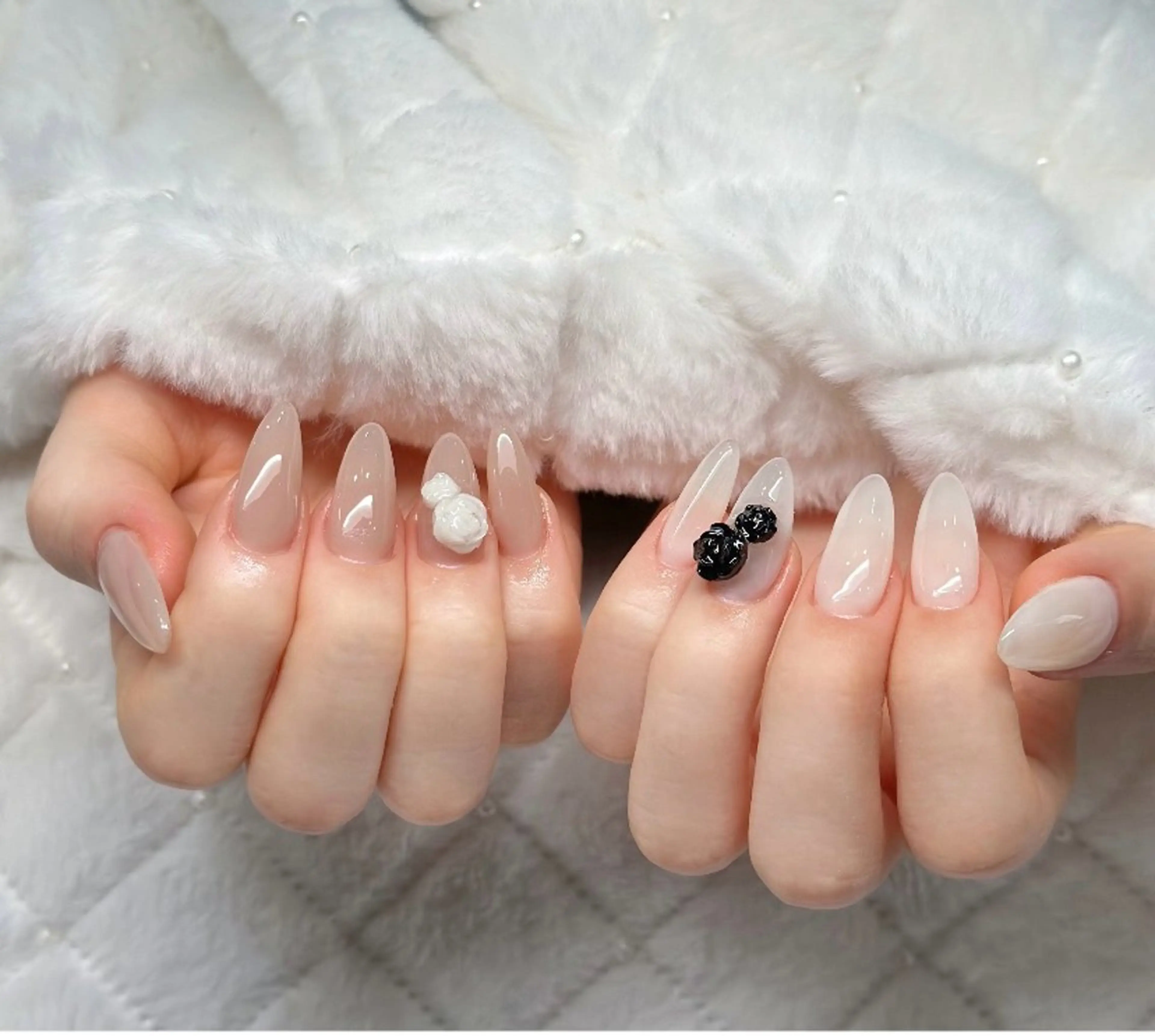 ネイル オーロラネイル ブルー チークネイル 長さ出し フットネイル ハンドネイル チップ長さ出し 専門店のネイルデザイン