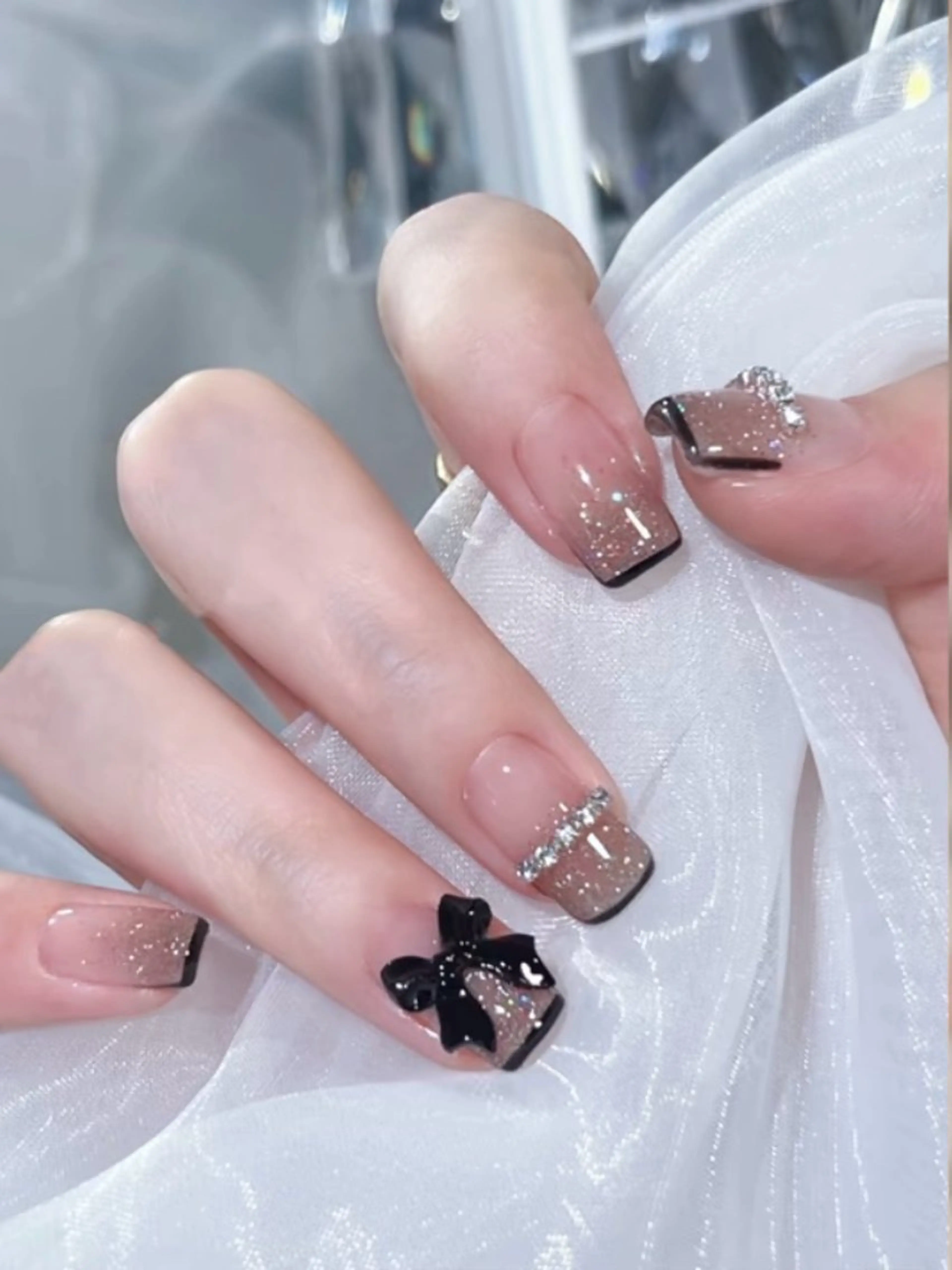 ネイル チークネイル 長さ出し フレンチネイル ガーリー 韓国ネイル sun nail池袋 モデル募集のネイルデザイン