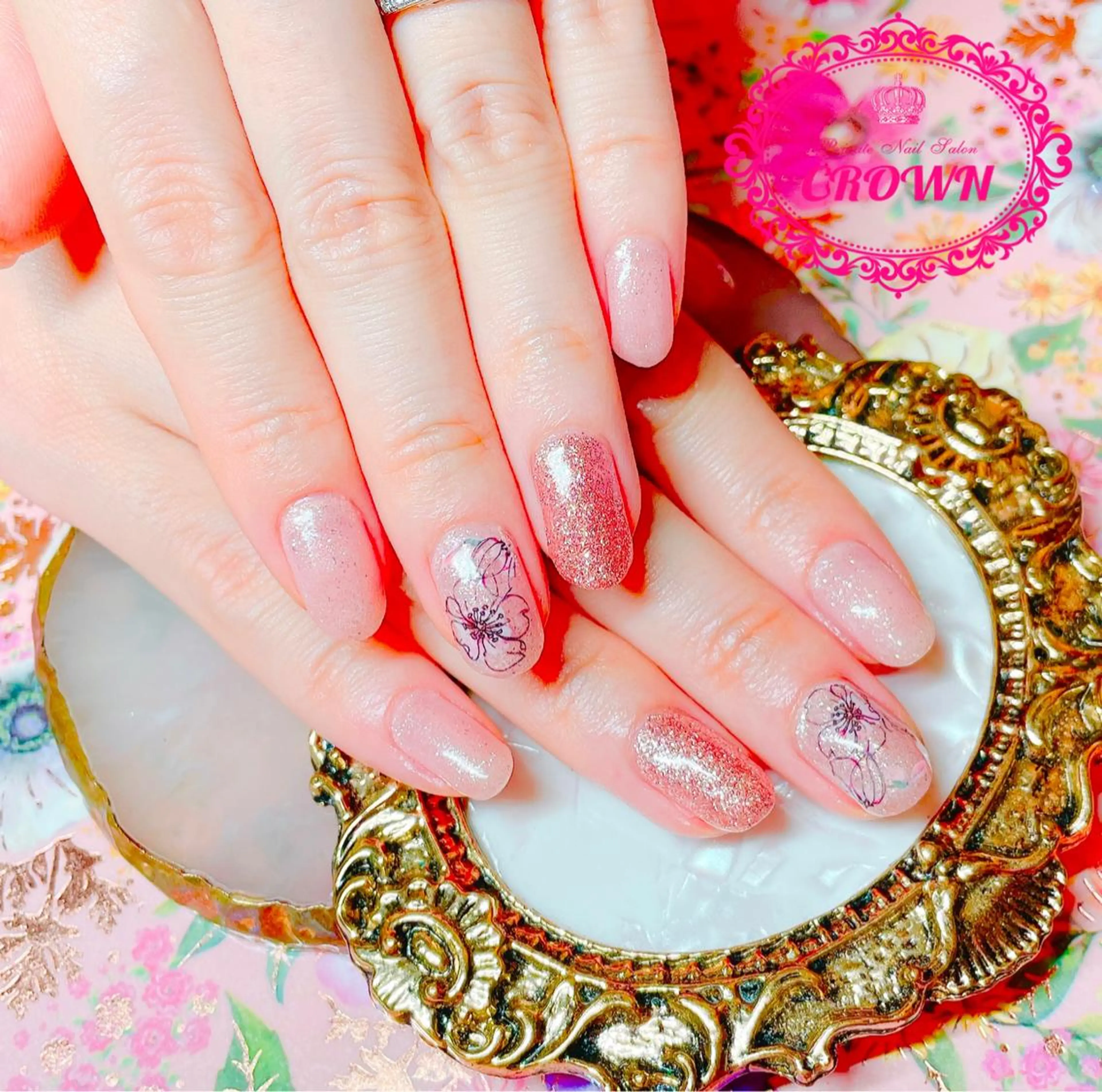 ネイル CROWN プライベートサロンのネイルデザイン