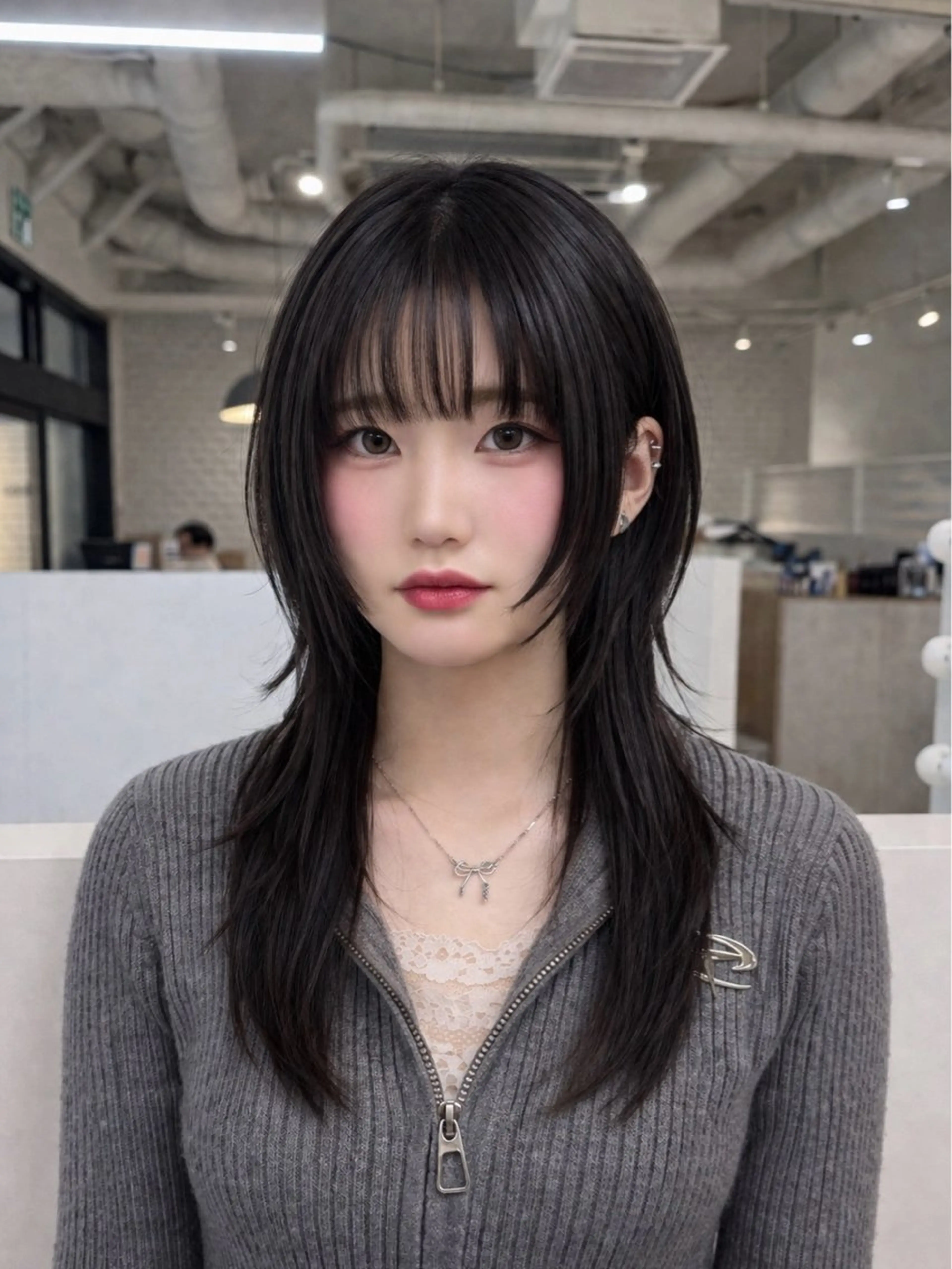 セミロング カラー 黒髪 ウルフカット カット ヘアカラー 京谷 日向のヘアスタイル