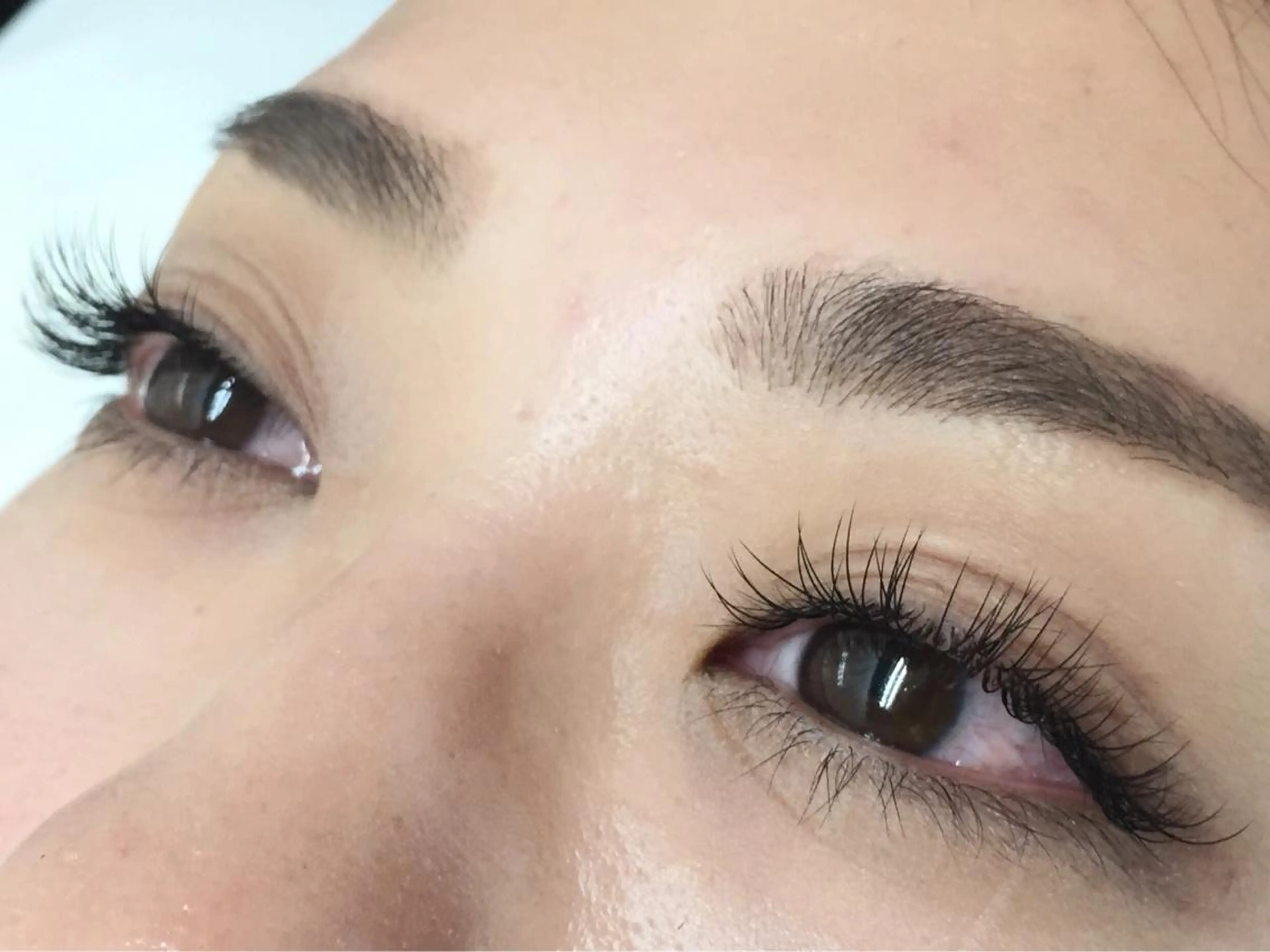 マツエク・マツパ マツエク white eye 西宮北口店所属・WHITE EYE 🦋松島の眉毛・アイブロウイメージ